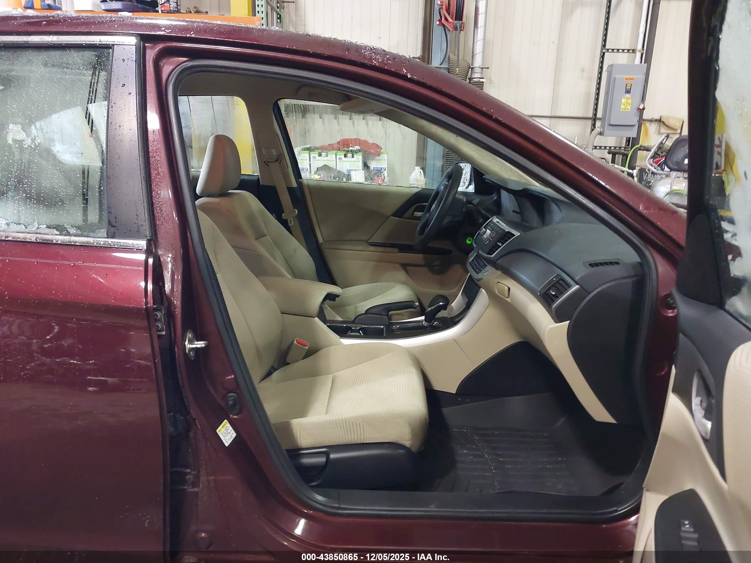 HONDA ACCORD image 5