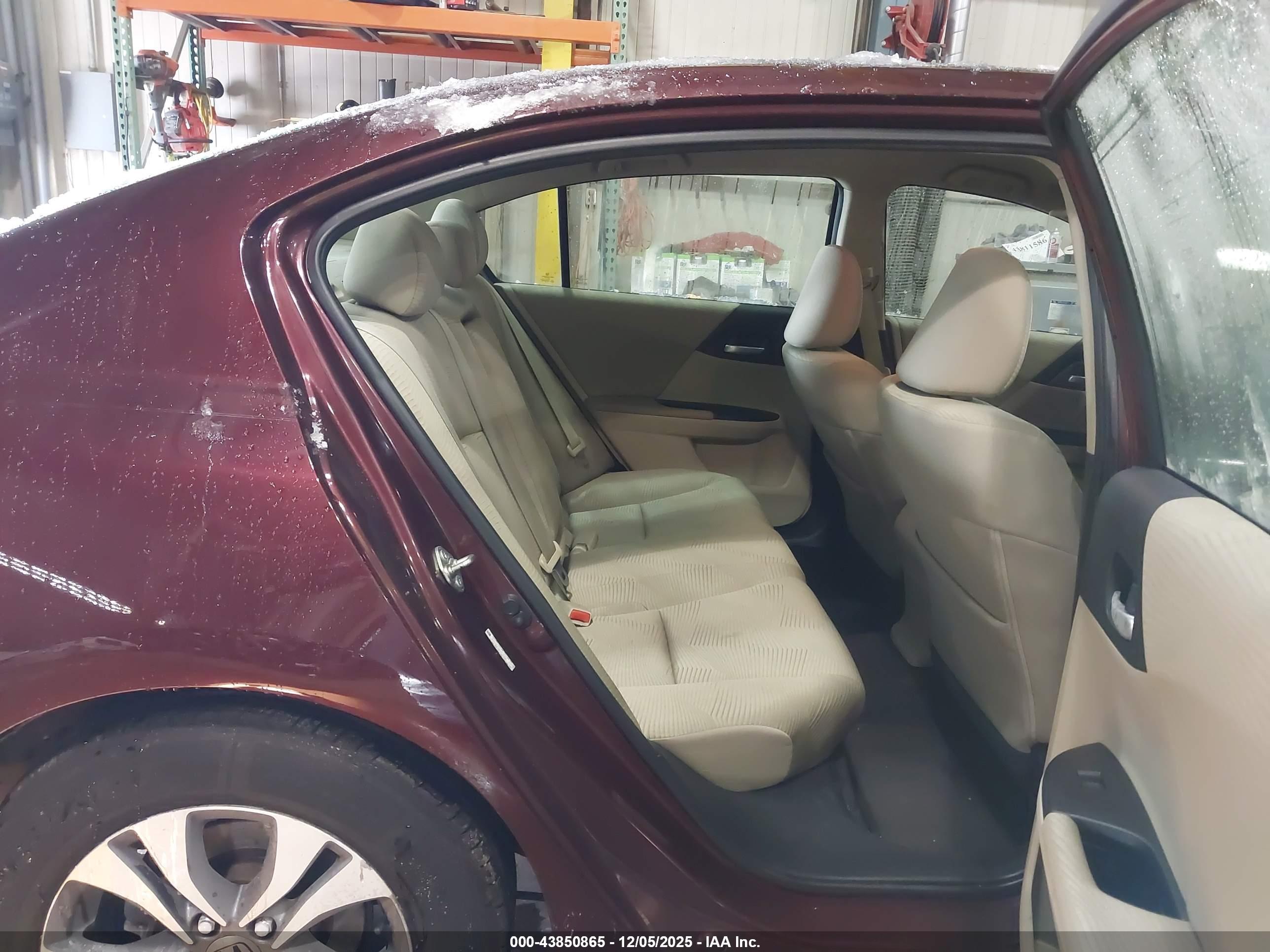 HONDA ACCORD image 8