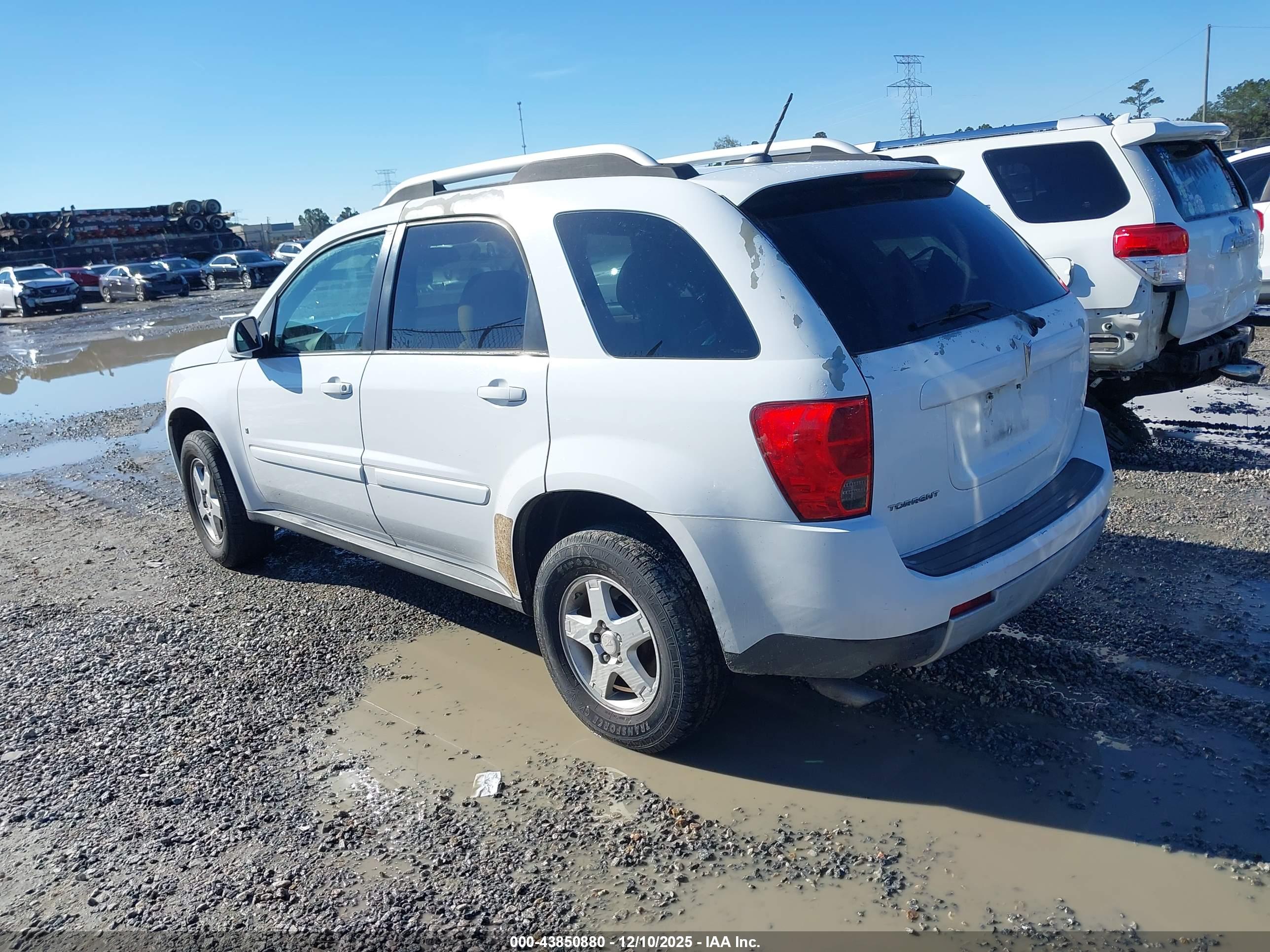 PONTIAC TORRENT image 3