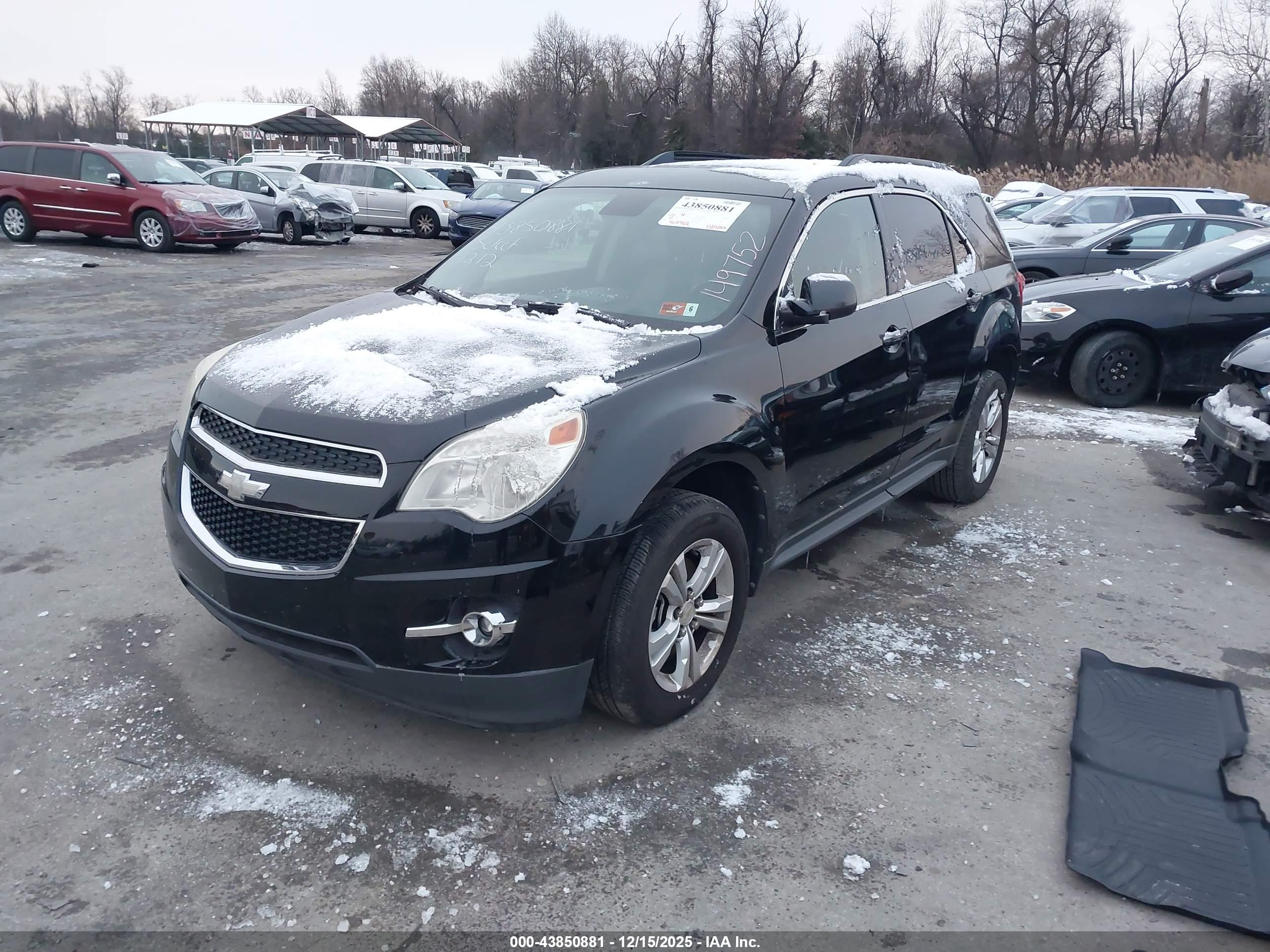 CHEVROLET EQUINOX image 2