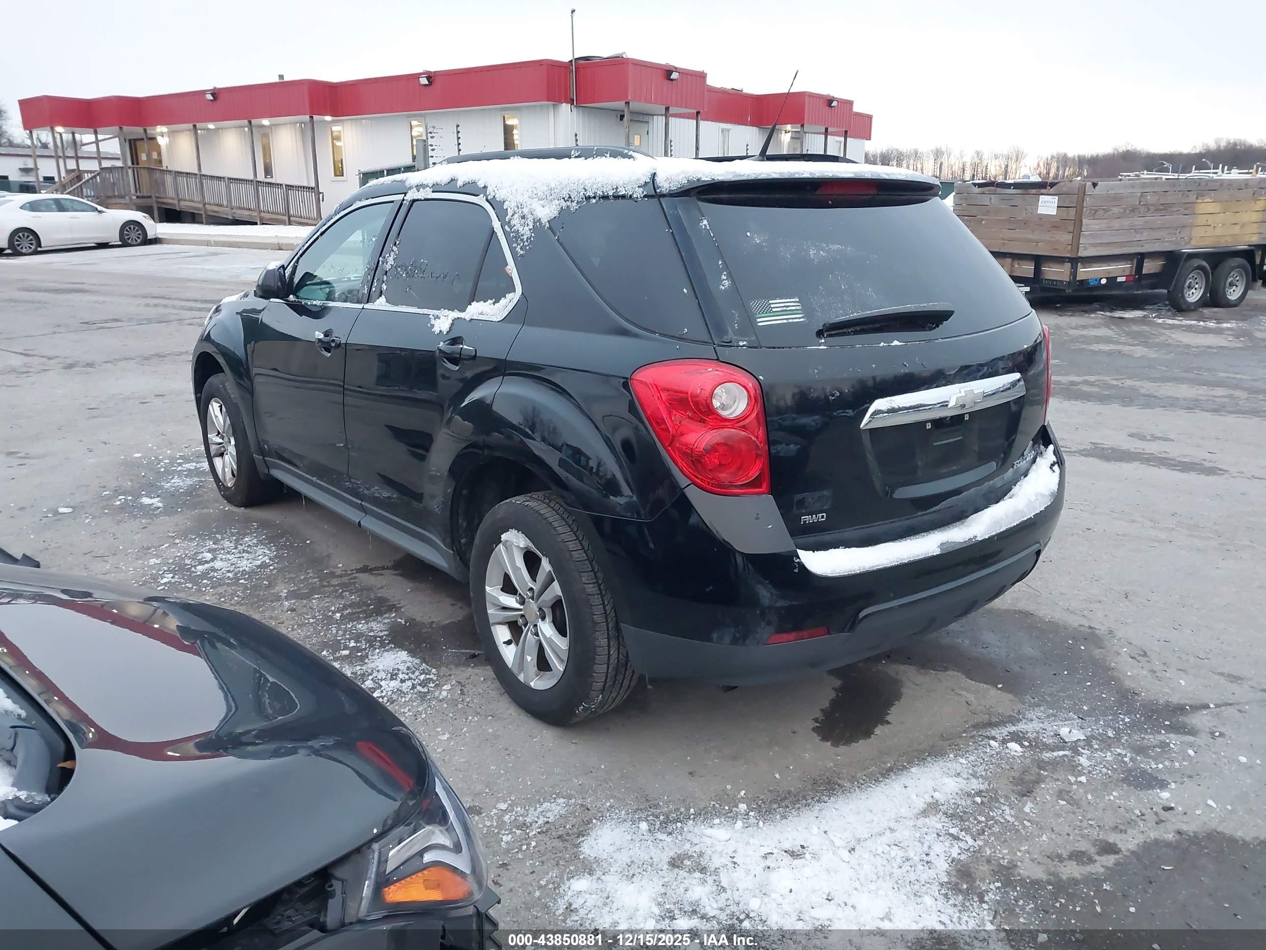 CHEVROLET EQUINOX image 3
