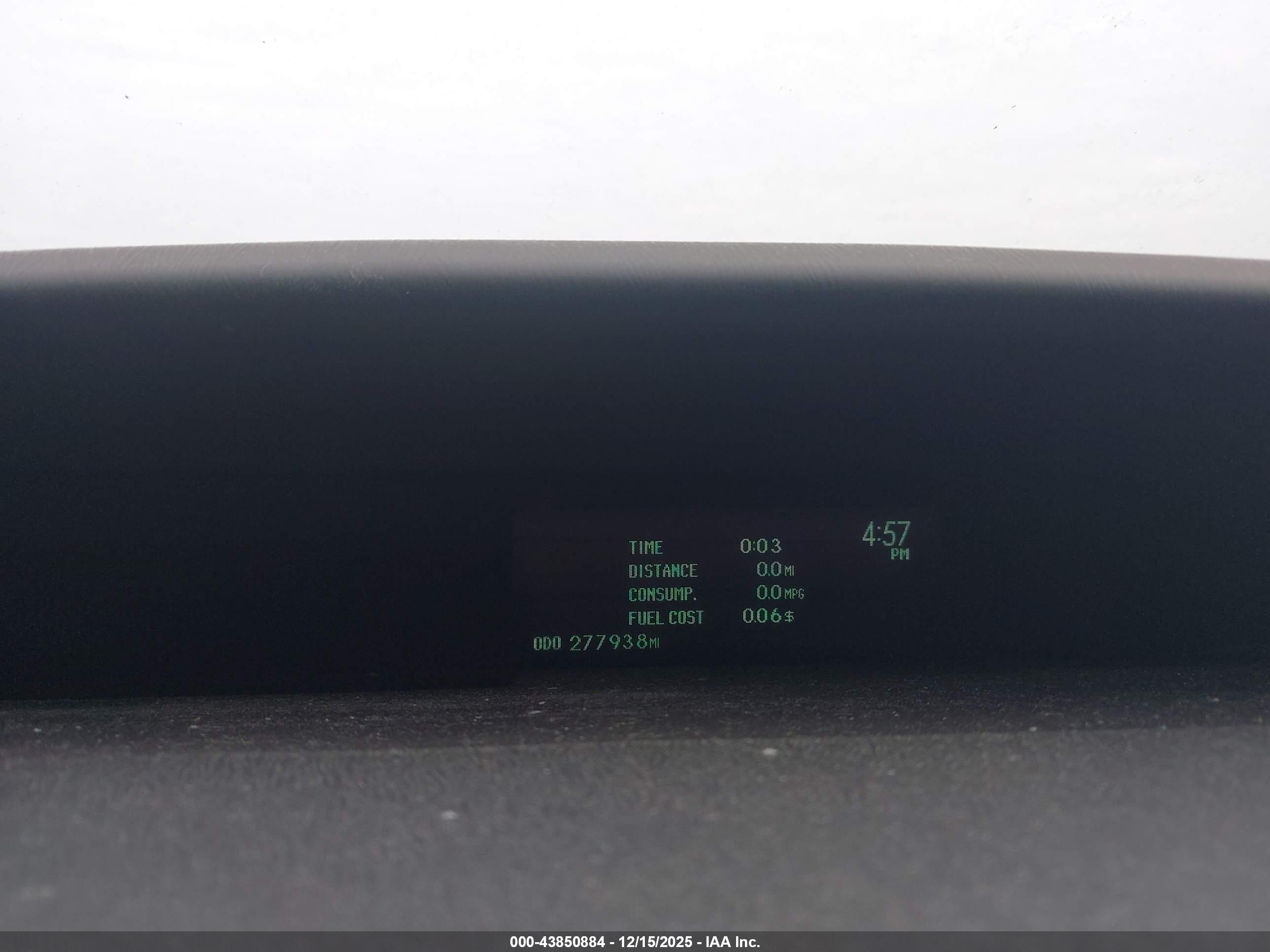 TOYOTA PRIUS image 7