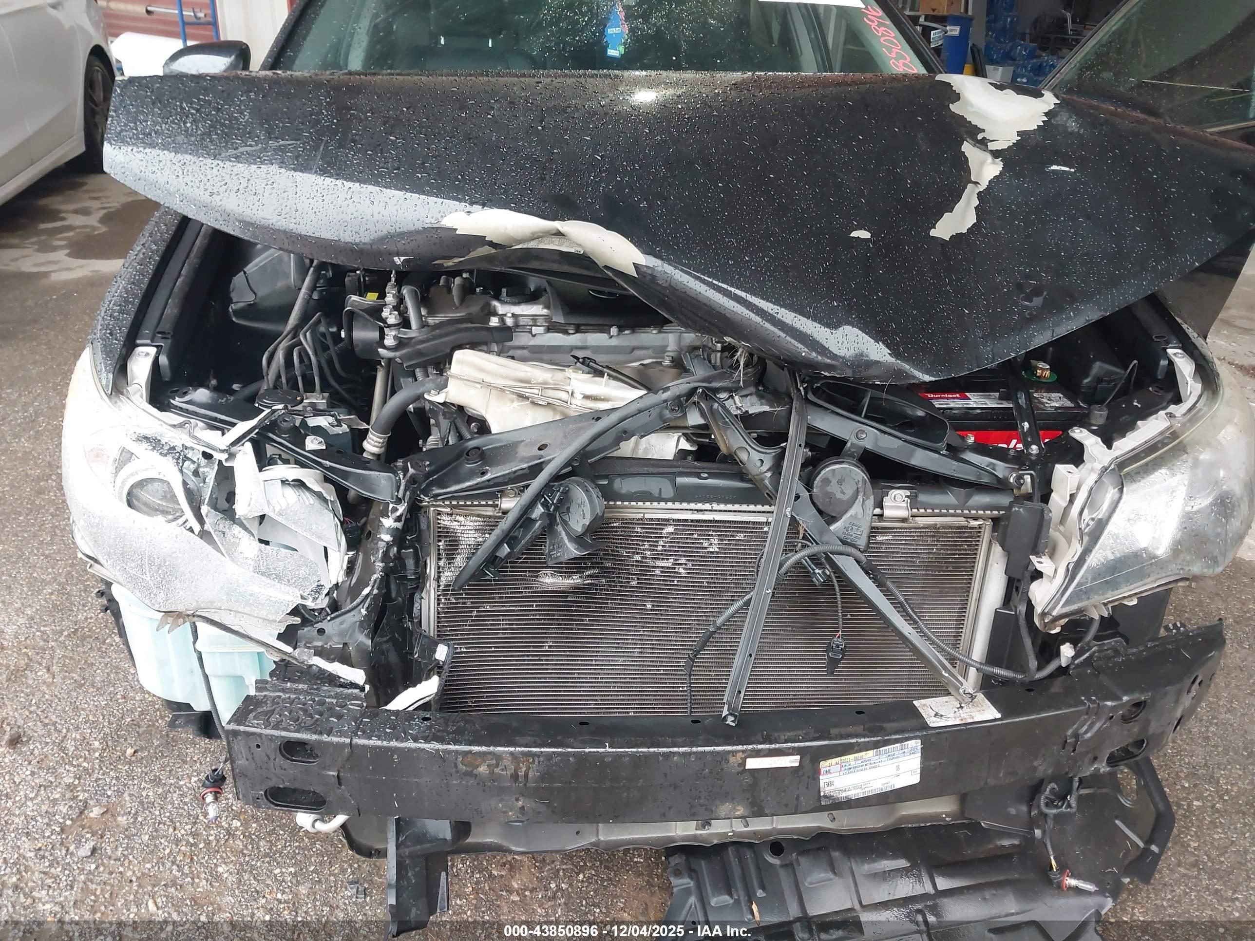TOYOTA CAMRY image 6