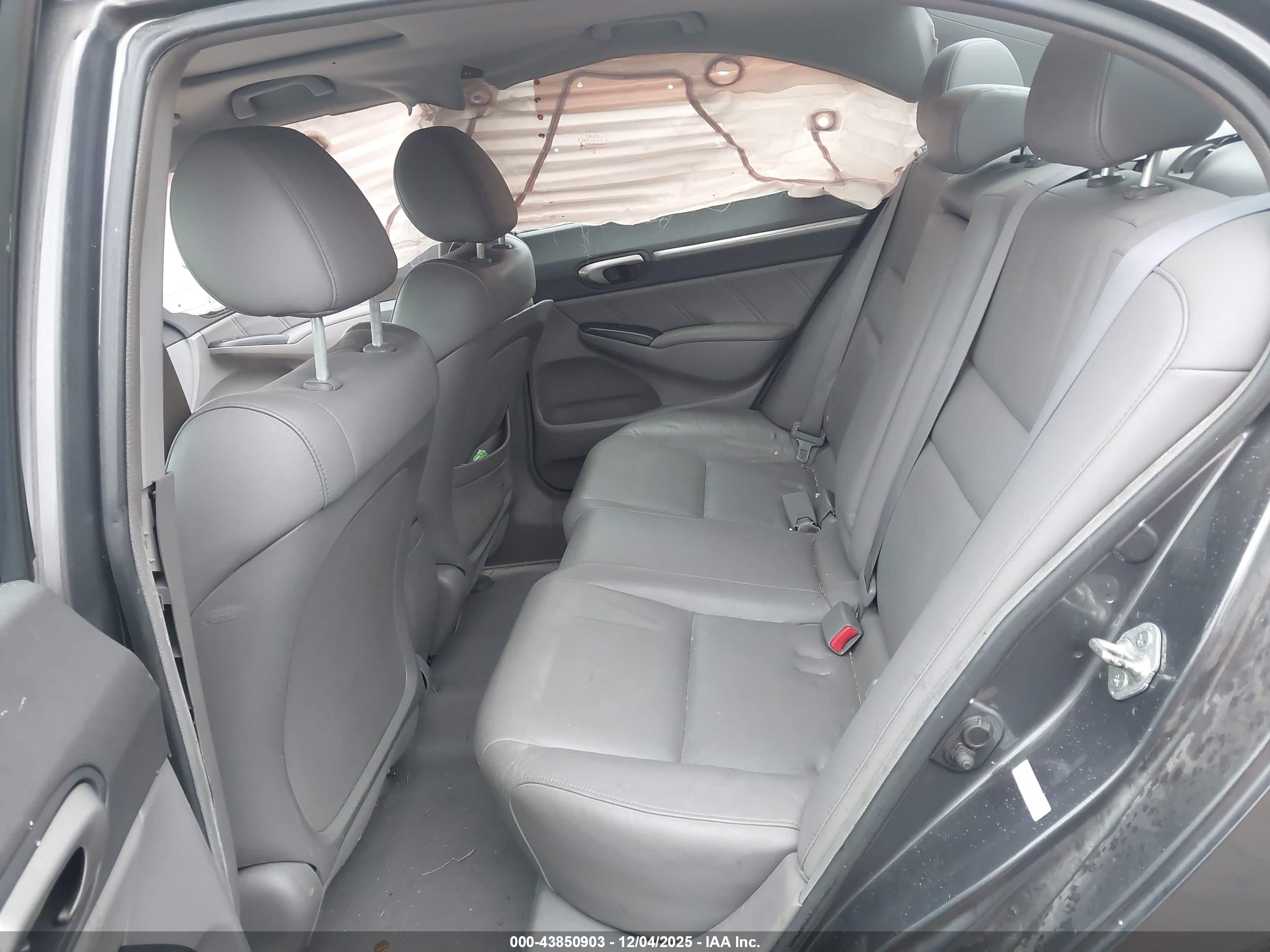 HONDA CIVIC image 8
