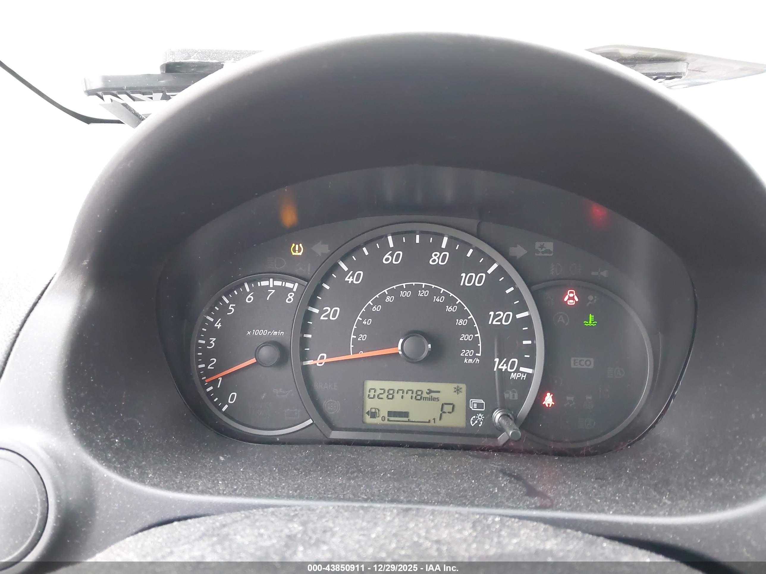MITSUBISHI MIRAGE image 7