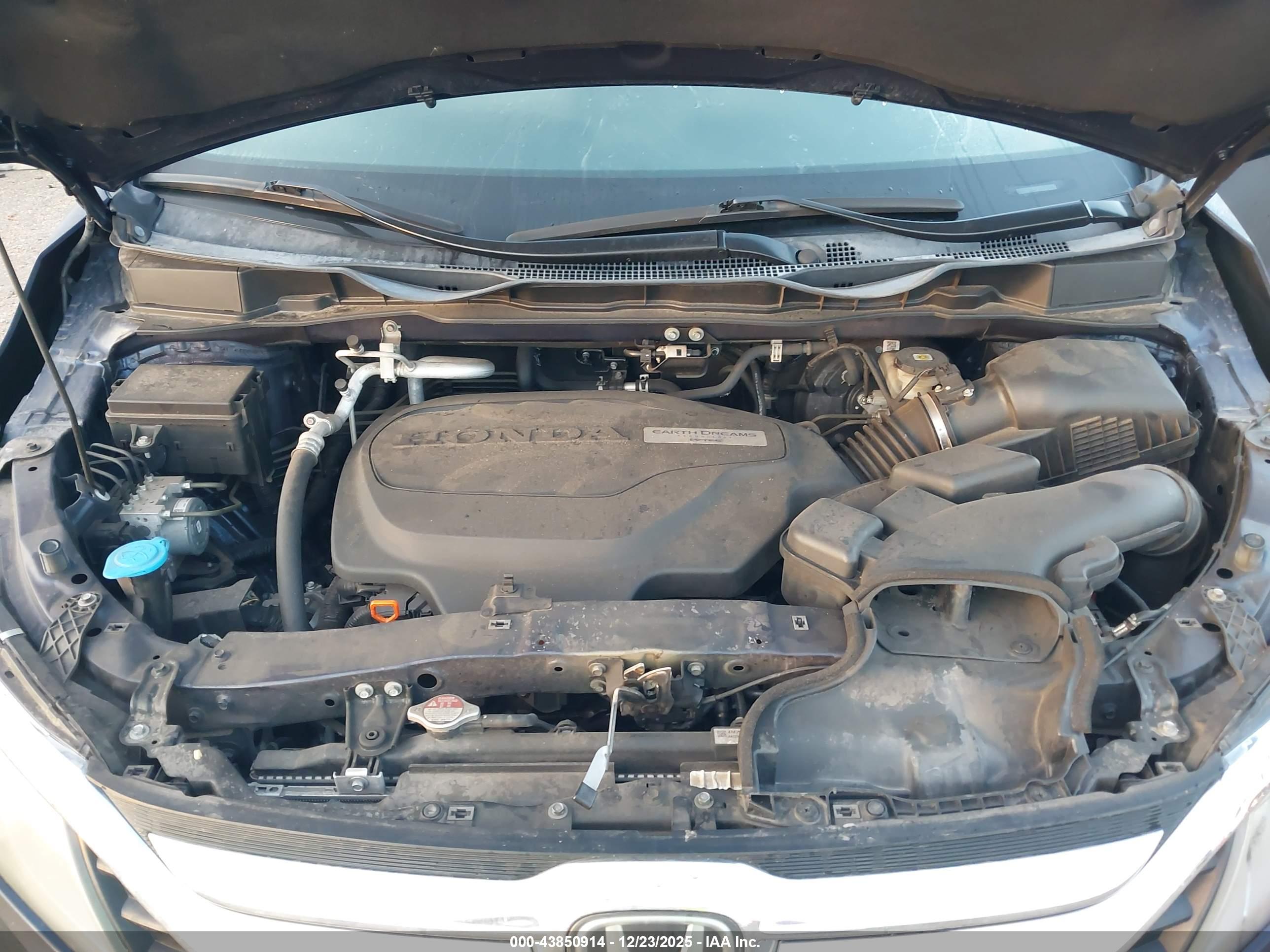 HONDA ODYSSEY image 10