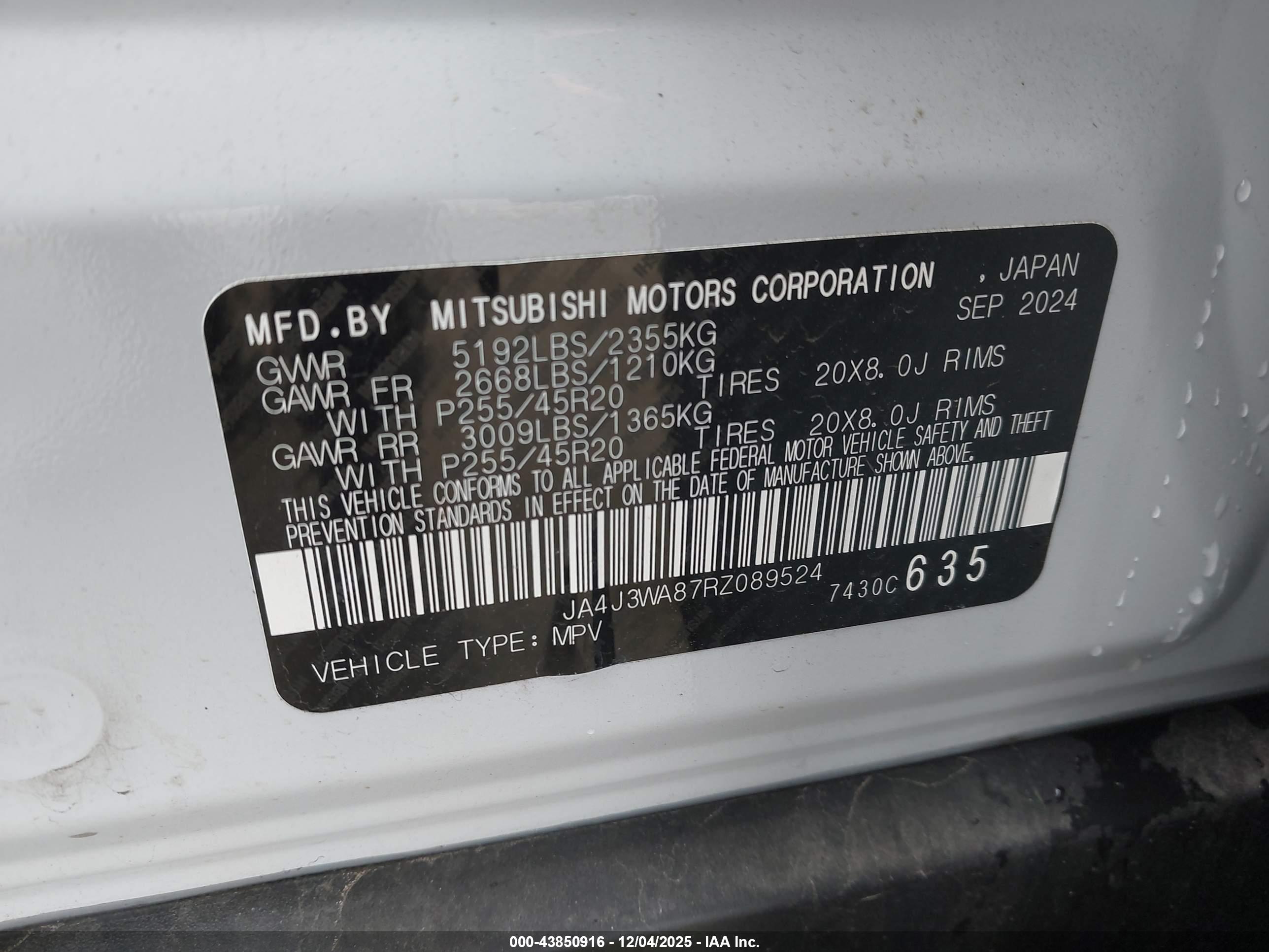 MITSUBISHI OUTLANDER image 9