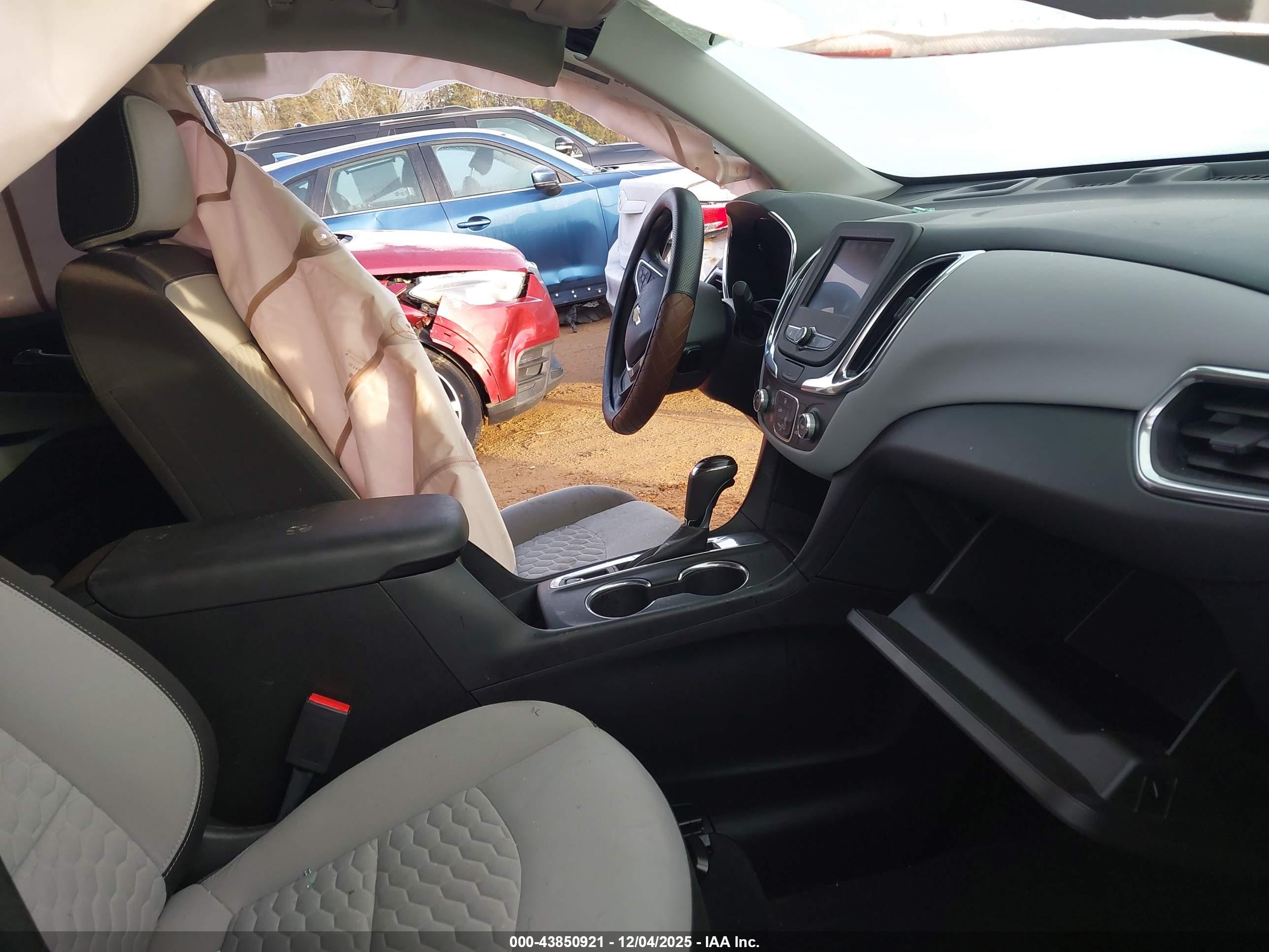 CHEVROLET EQUINOX image 5