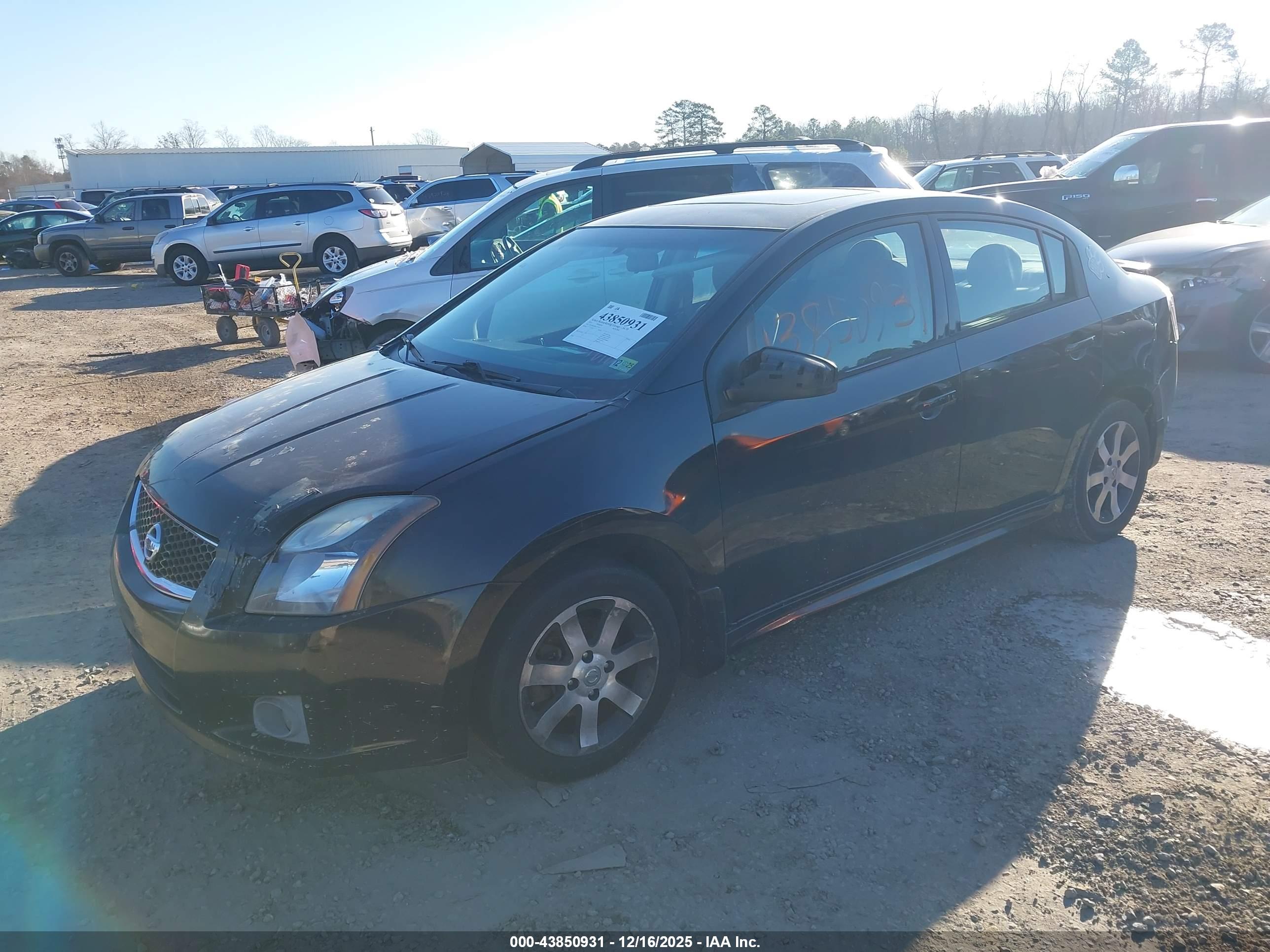 NISSAN SENTRA image 2