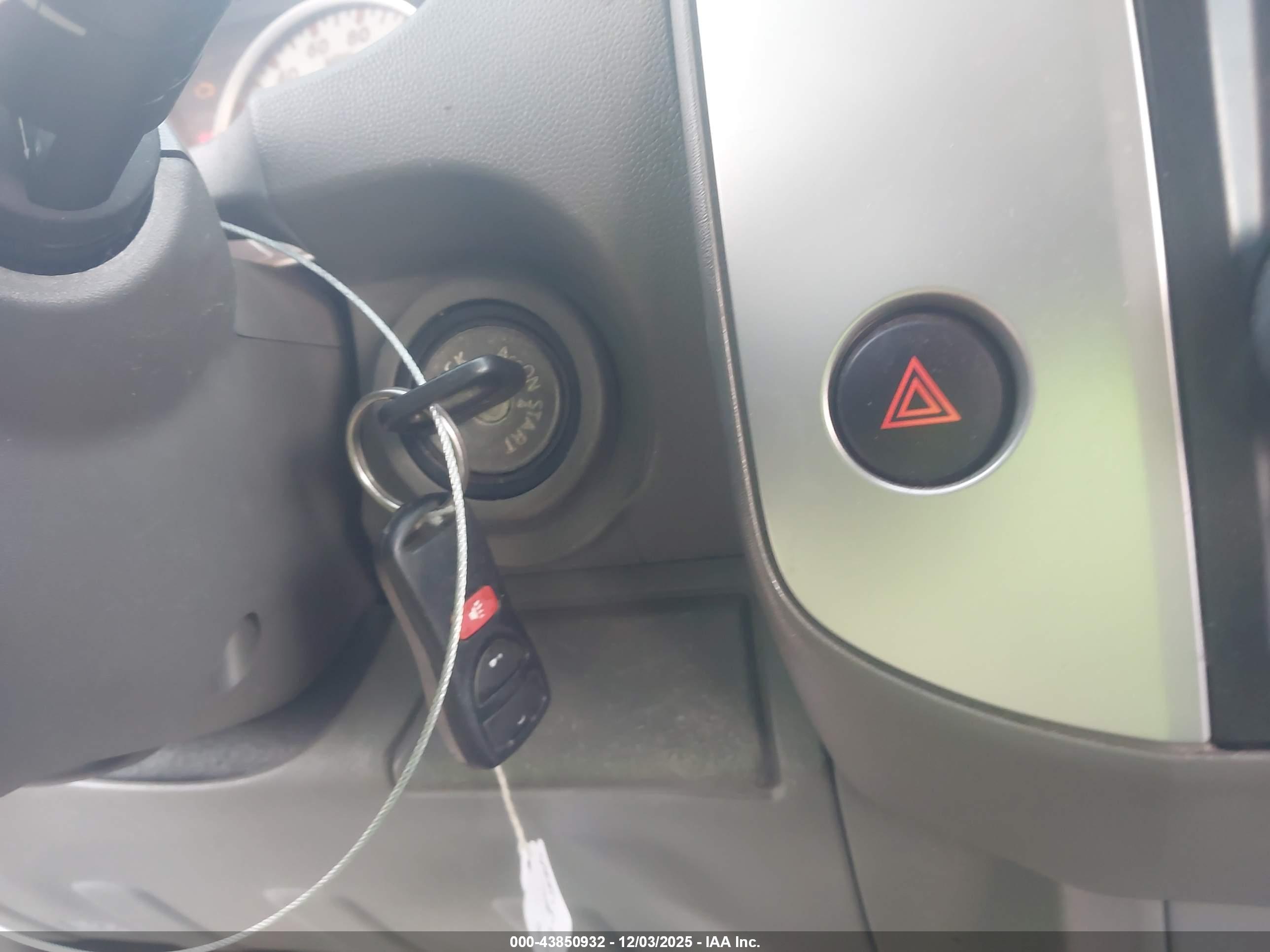 NISSAN FRONTIER image 11