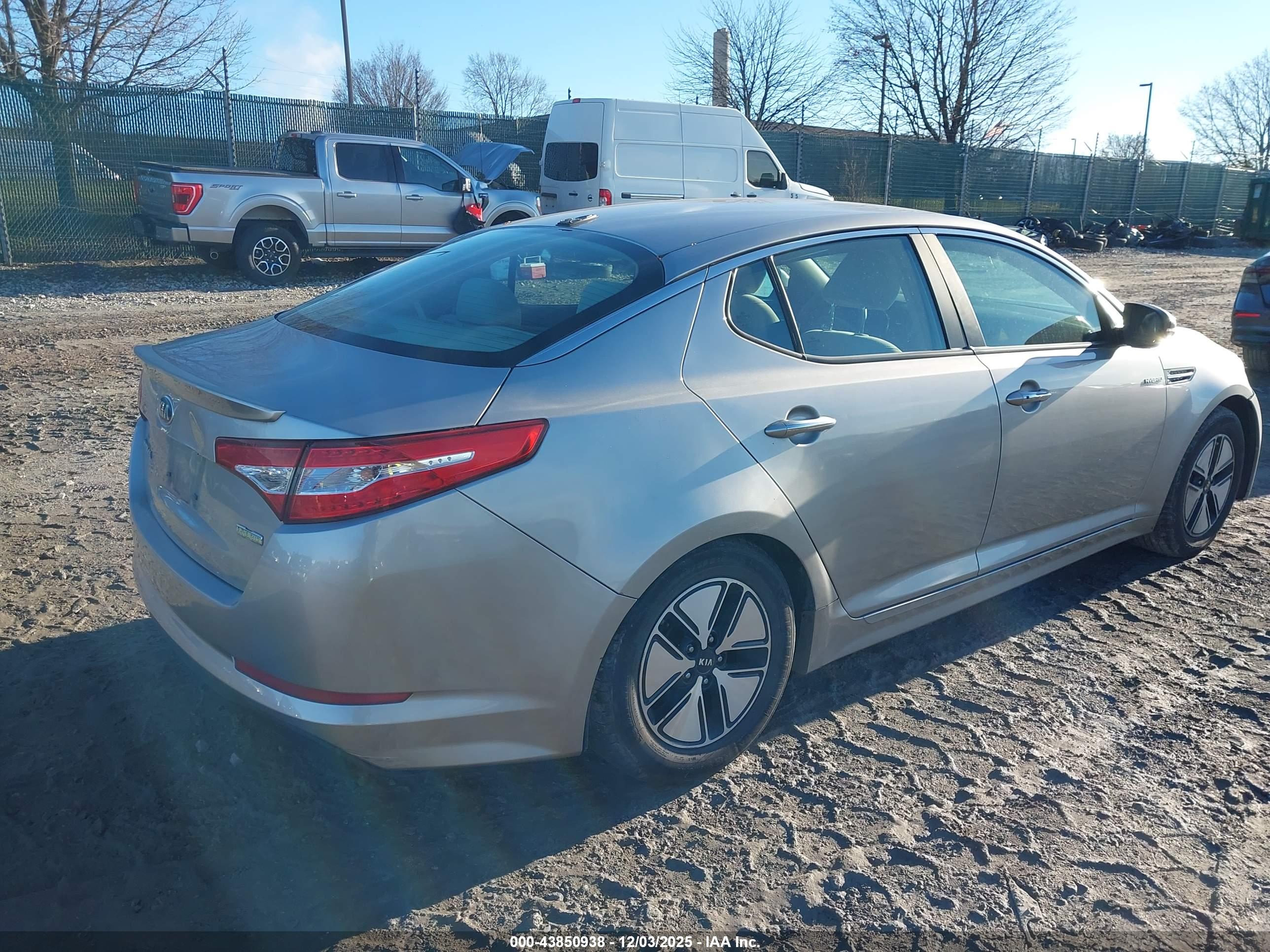 KIA OPTIMA image 4