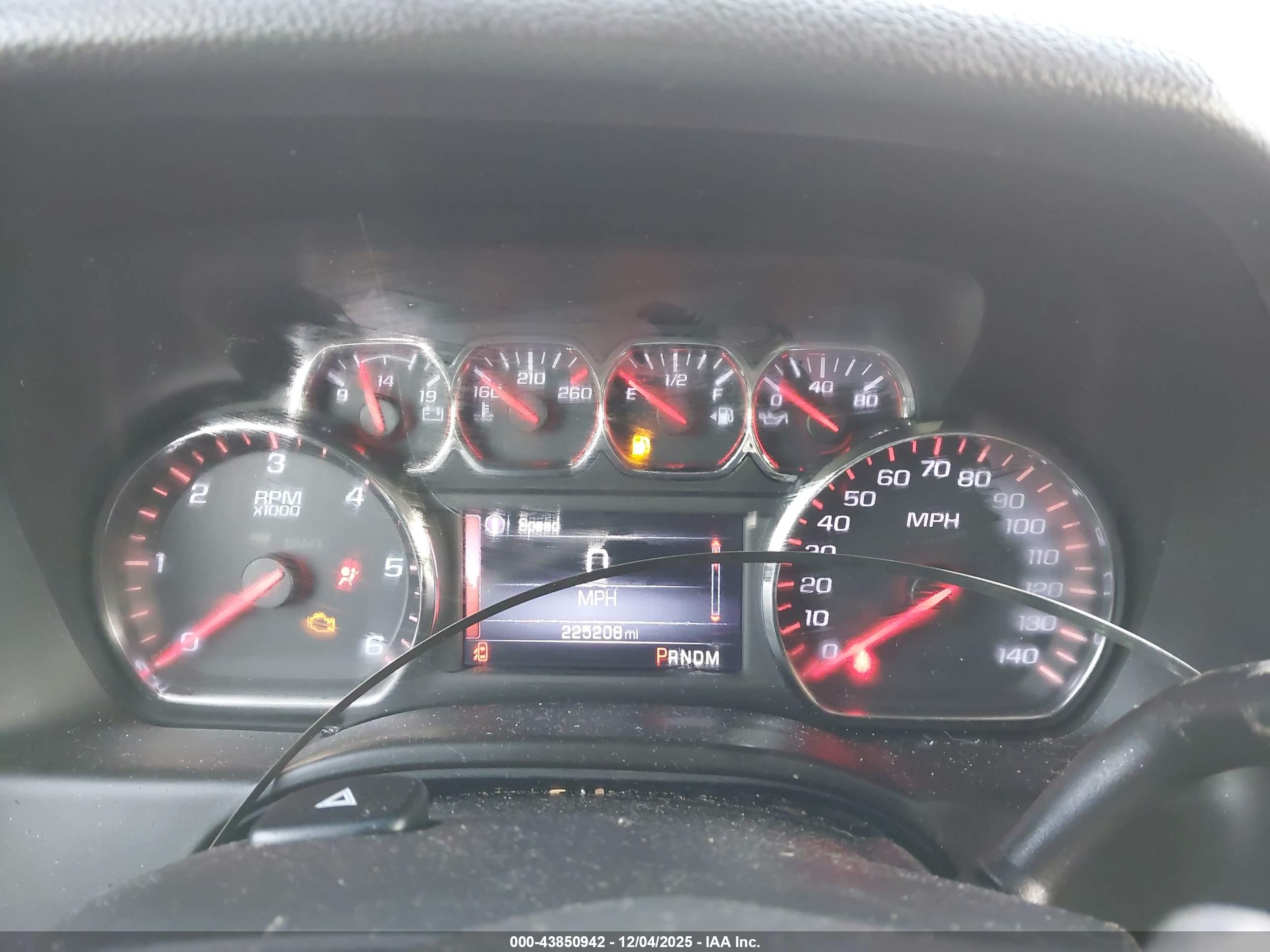 GMC YUKON image 7