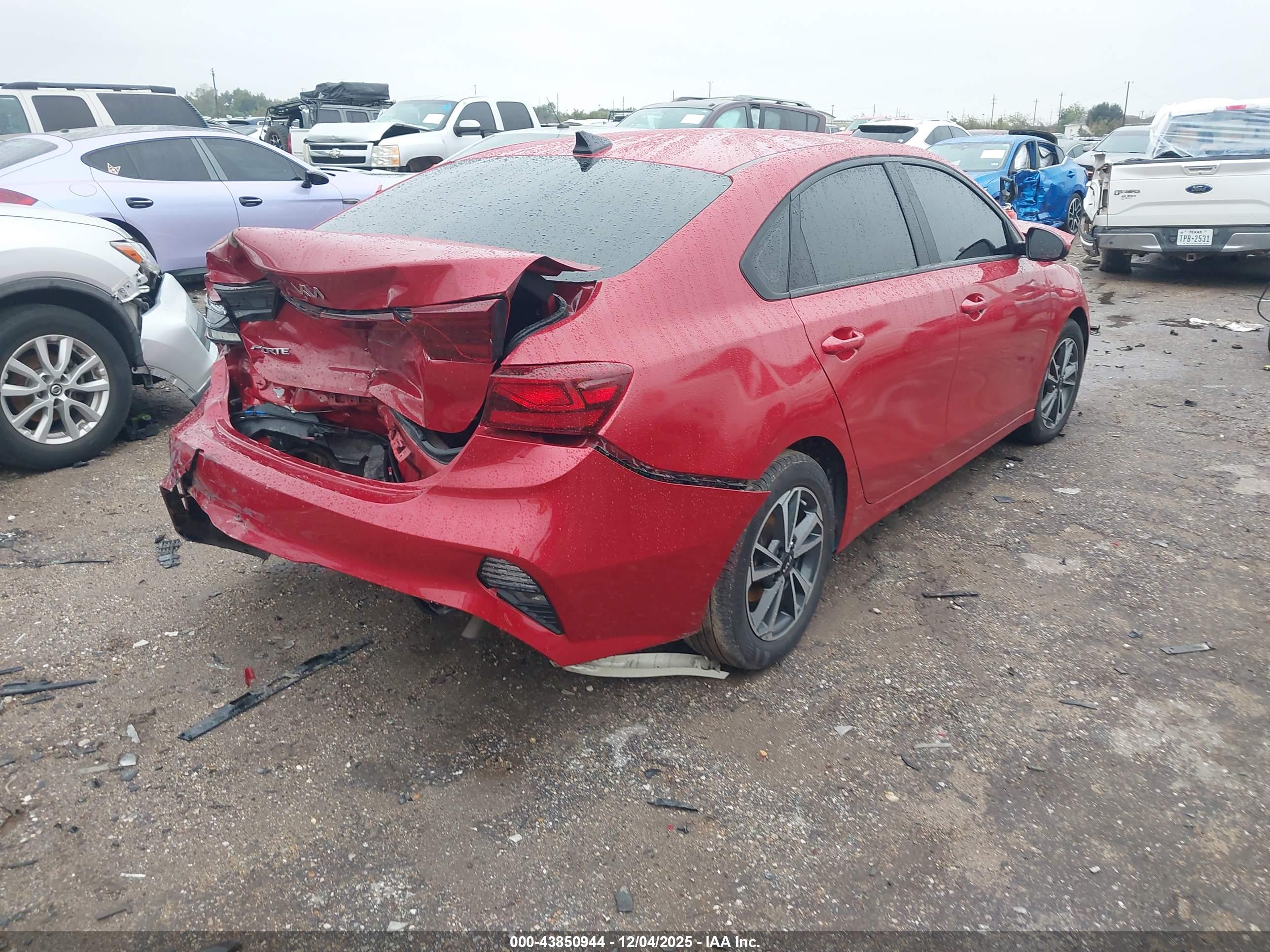 KIA FORTE image 4