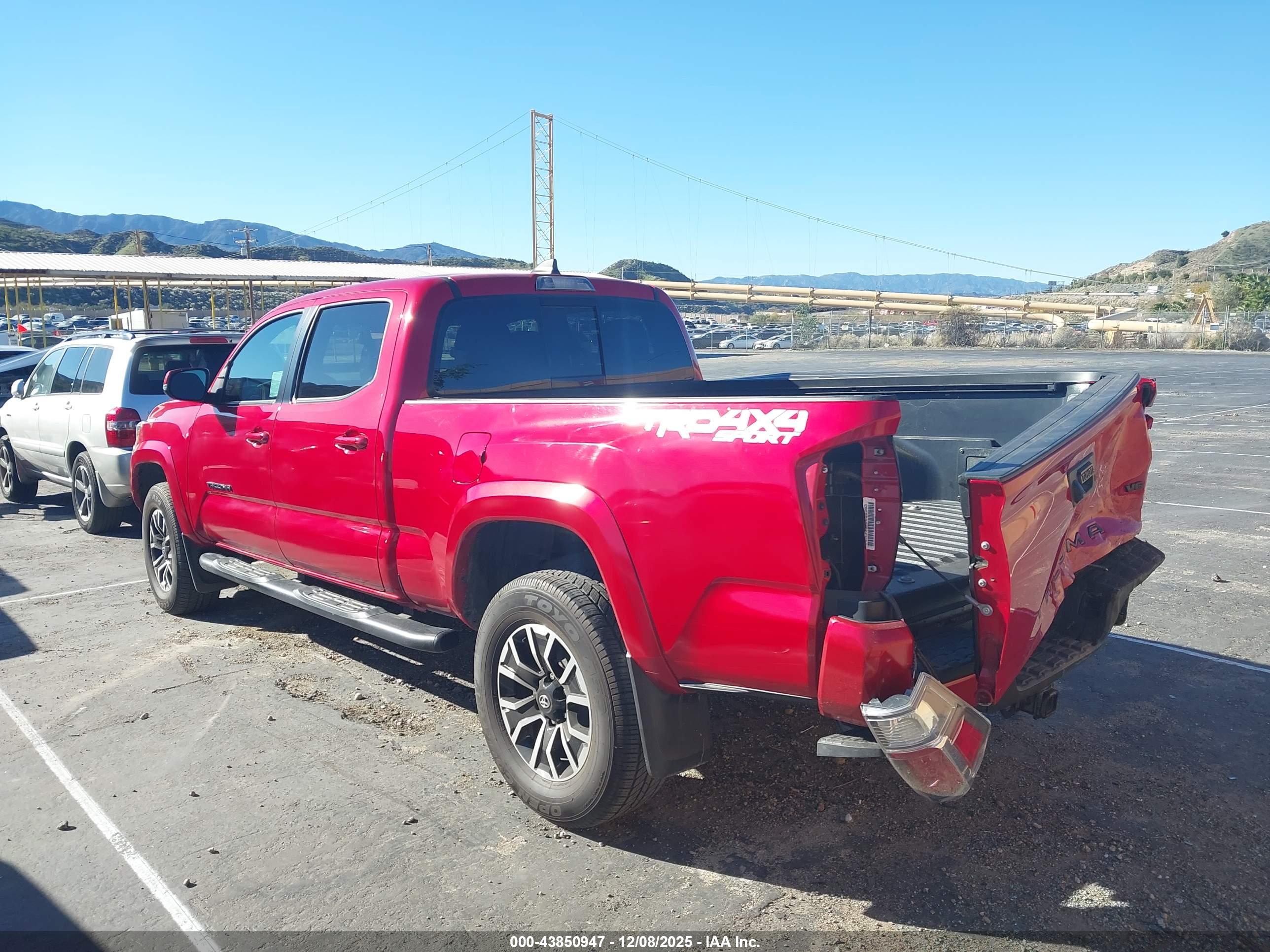 TOYOTA TACOMA image 3