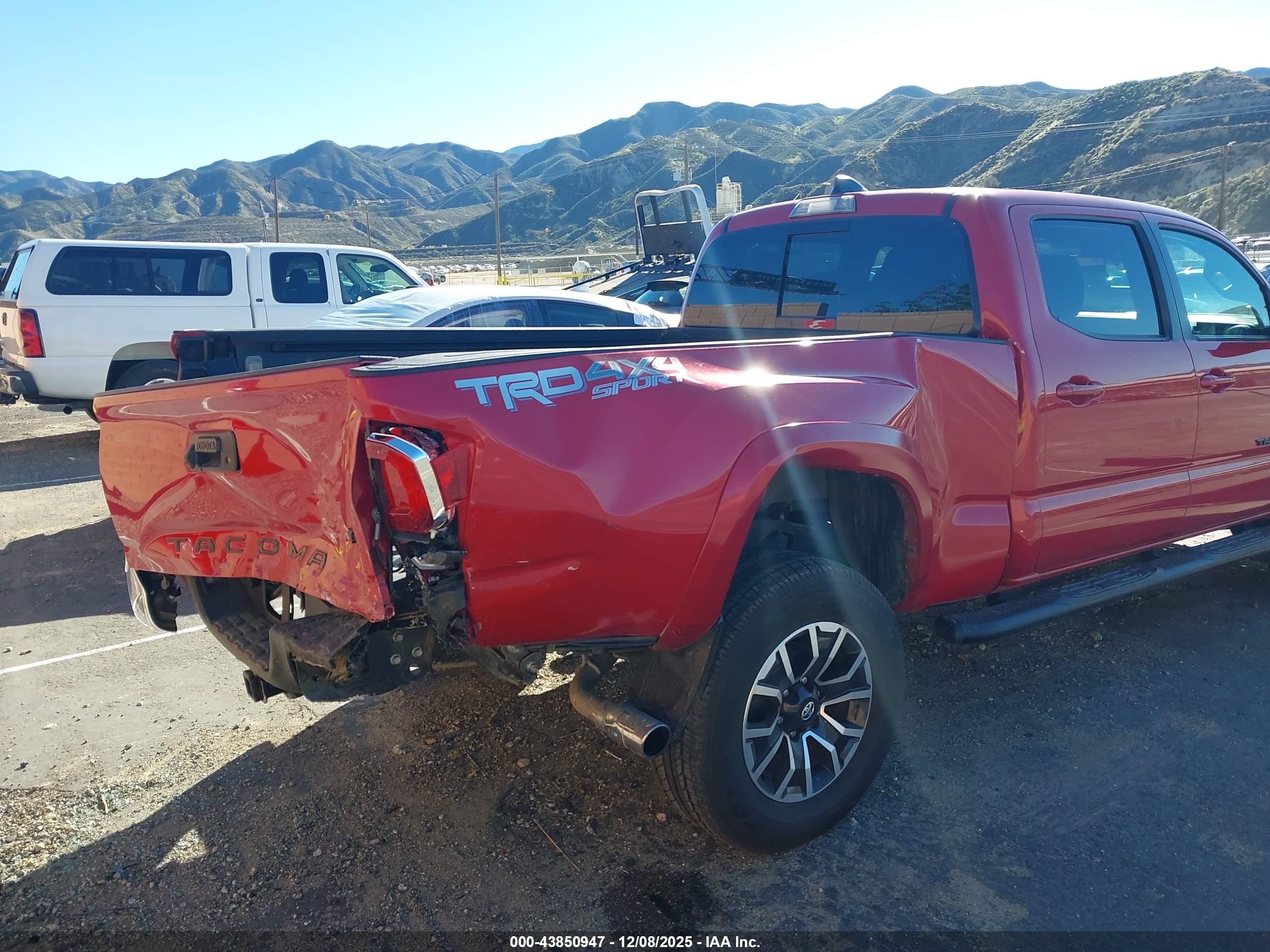 TOYOTA TACOMA image 6