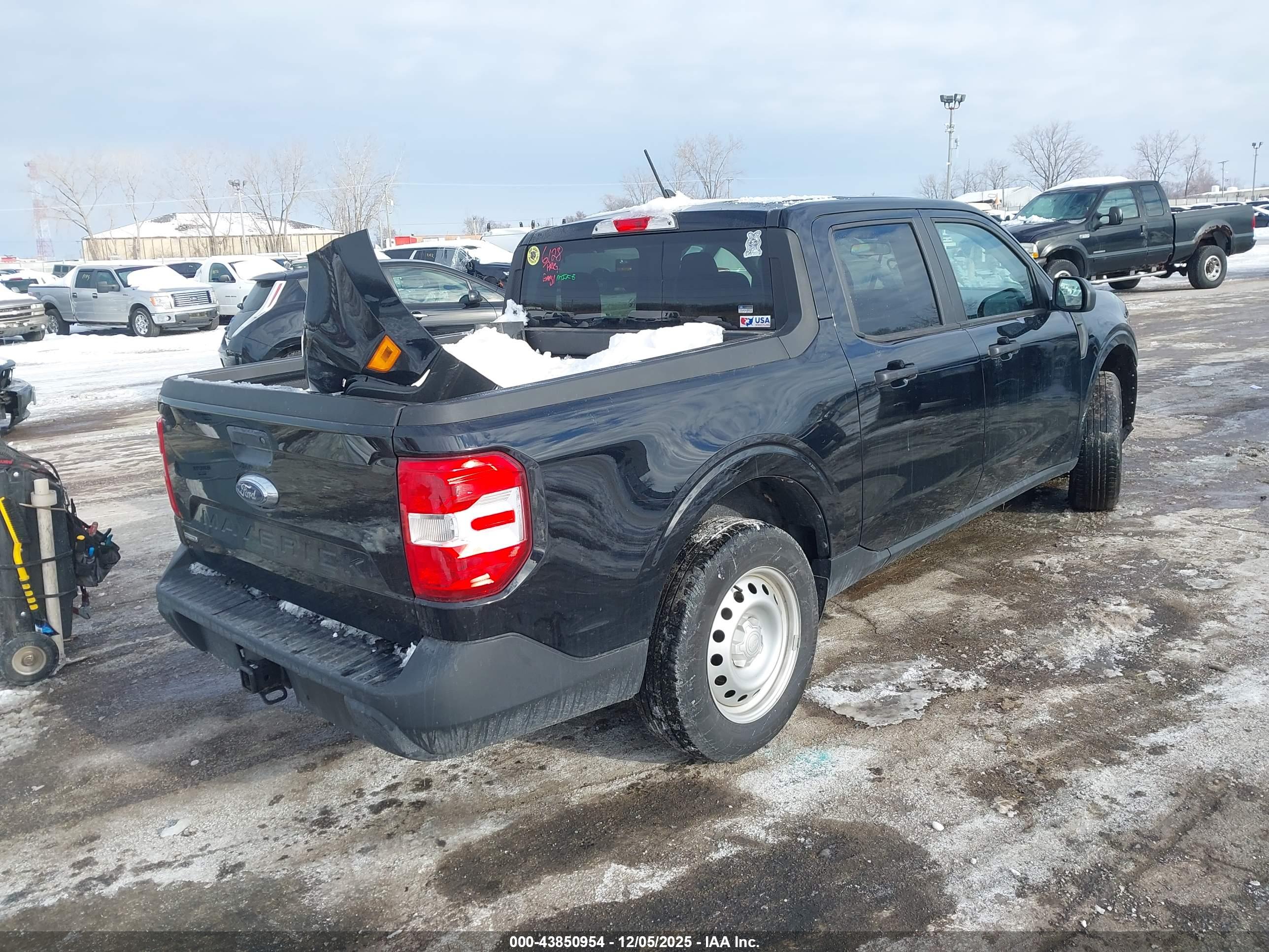 FORD MAVERICK image 4