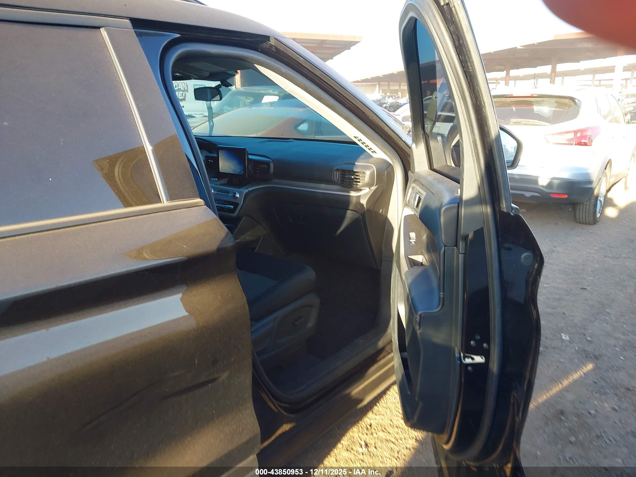FORD EXPLORER image 5
