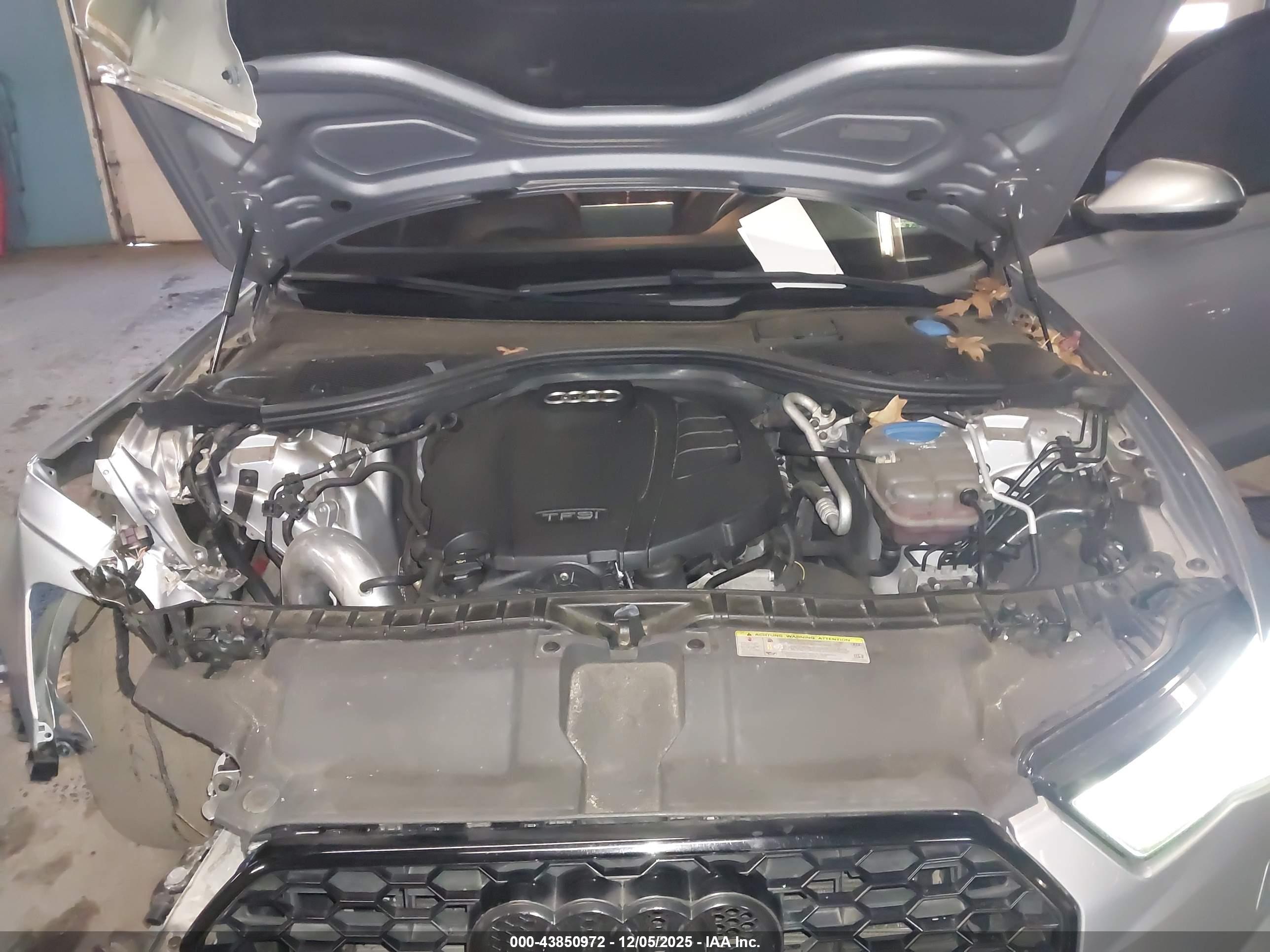 AUDI A6 image 10