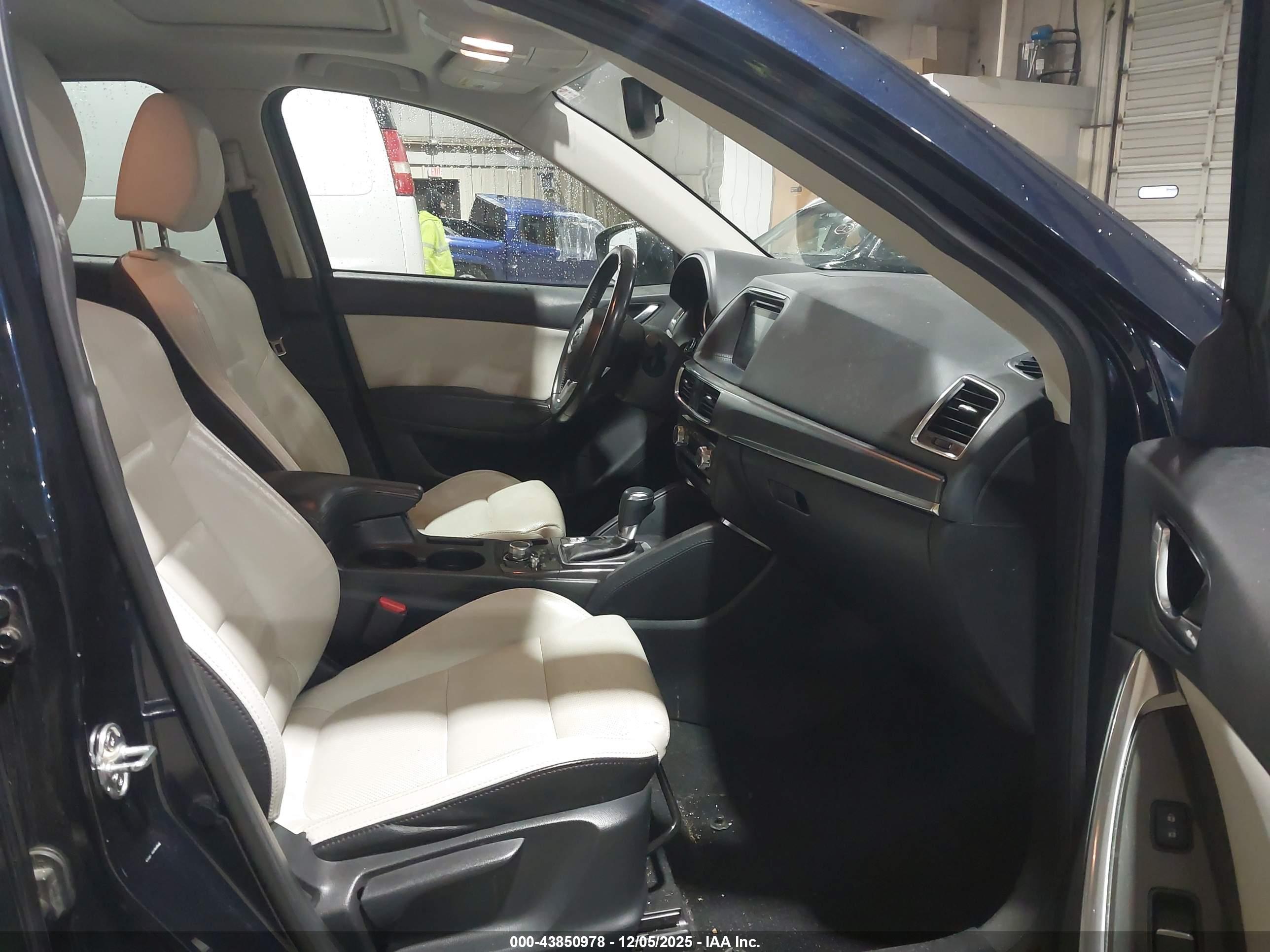 MAZDA CX-5 image 5