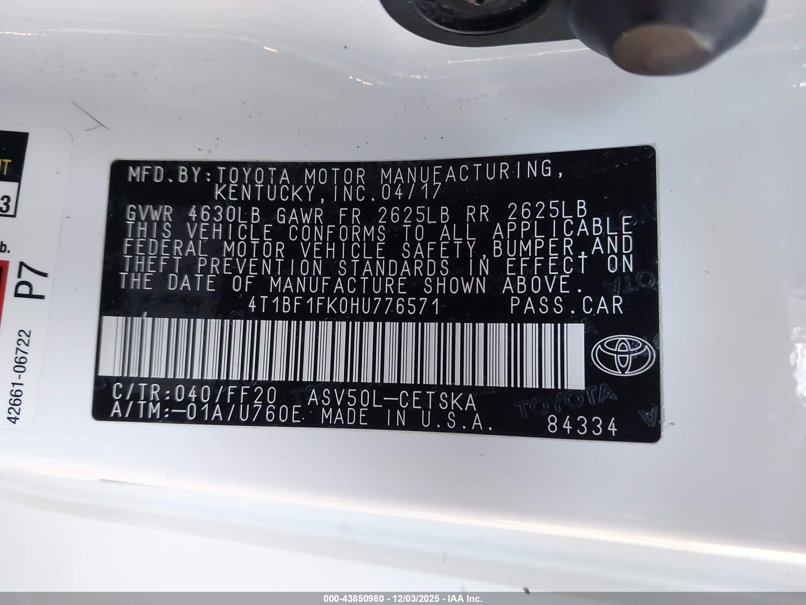 TOYOTA CAMRY image 9
