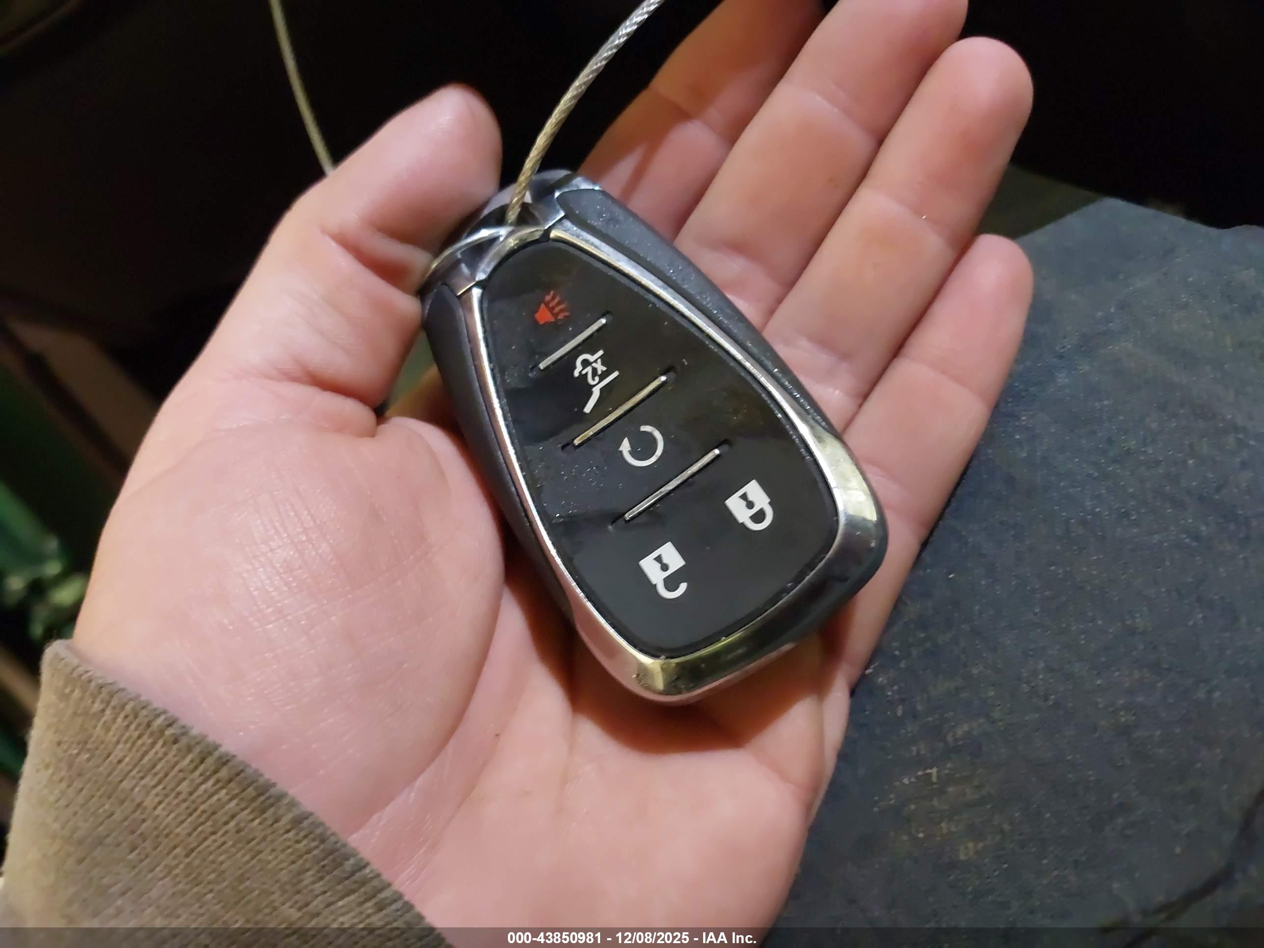CHEVROLET EQUINOX image 11
