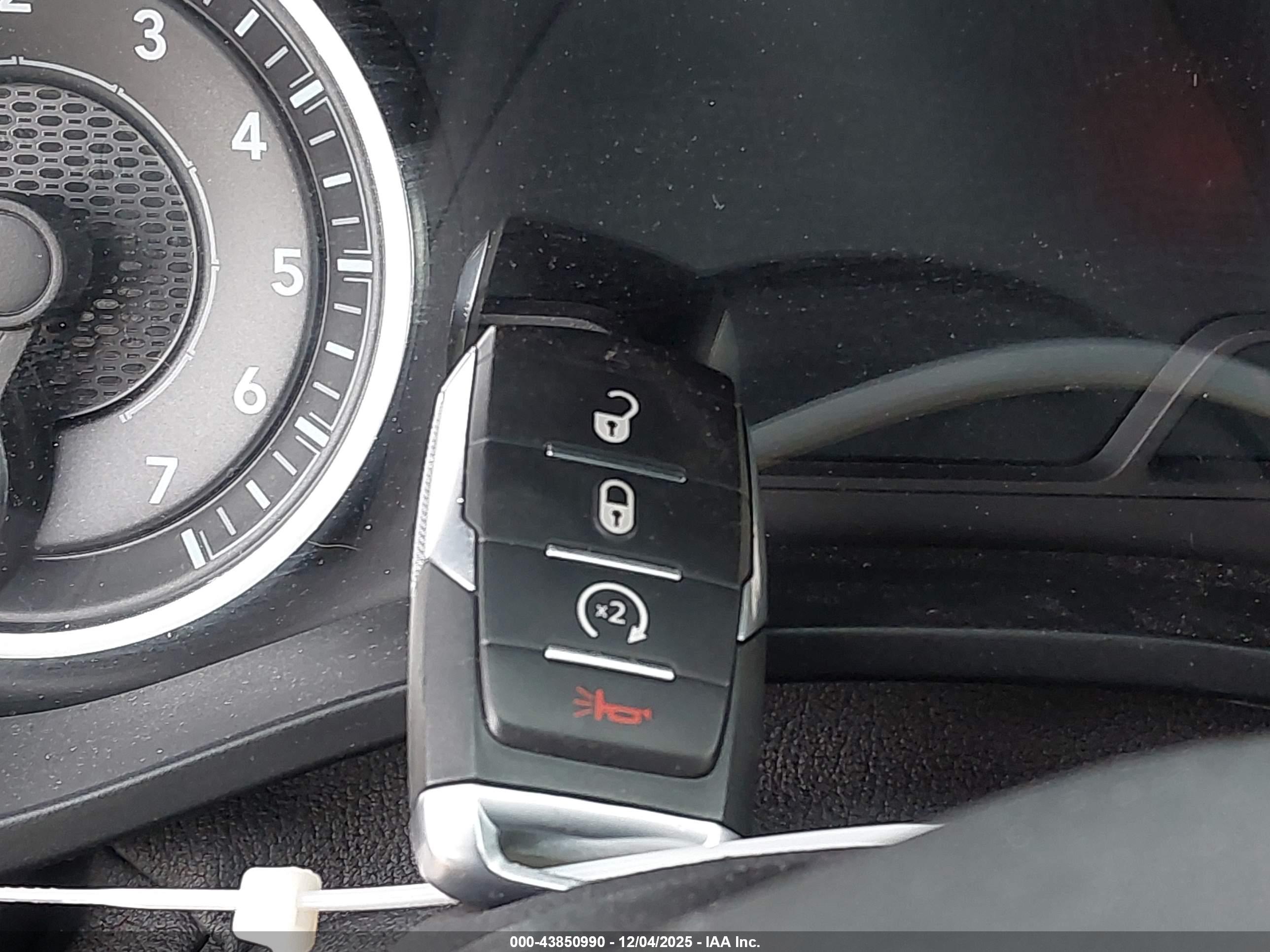 RAM 1500 image 11