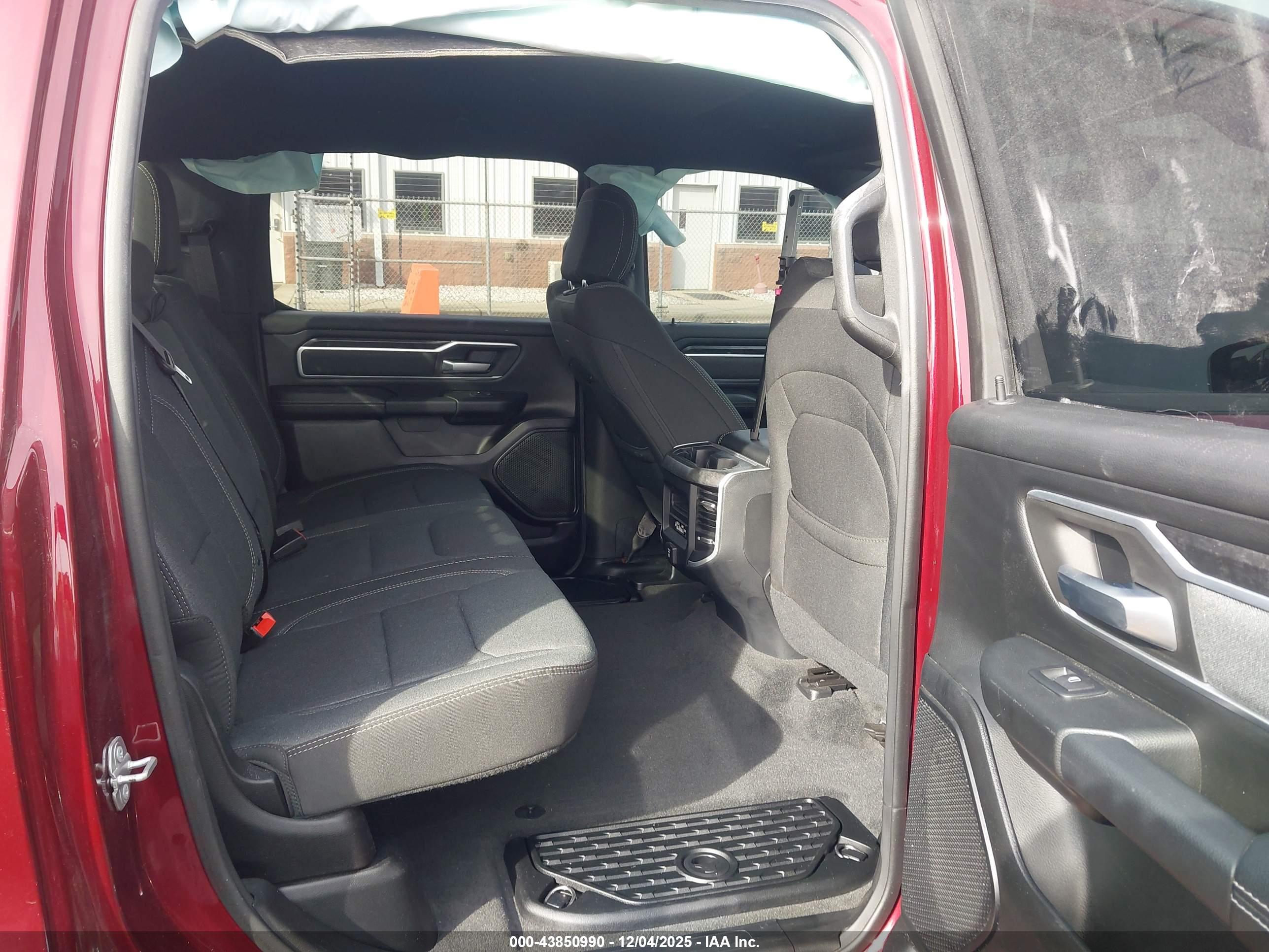 RAM 1500 image 8