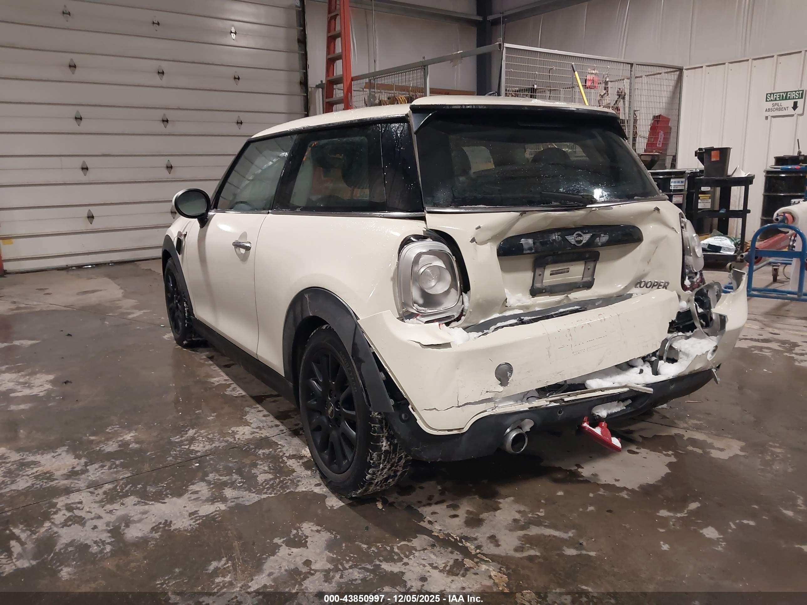 MINI HARDTOP image 3