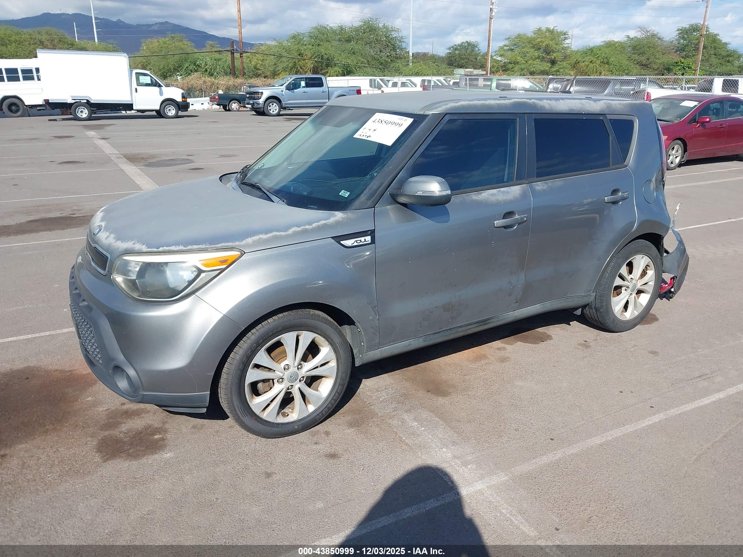 KIA SOUL image 2