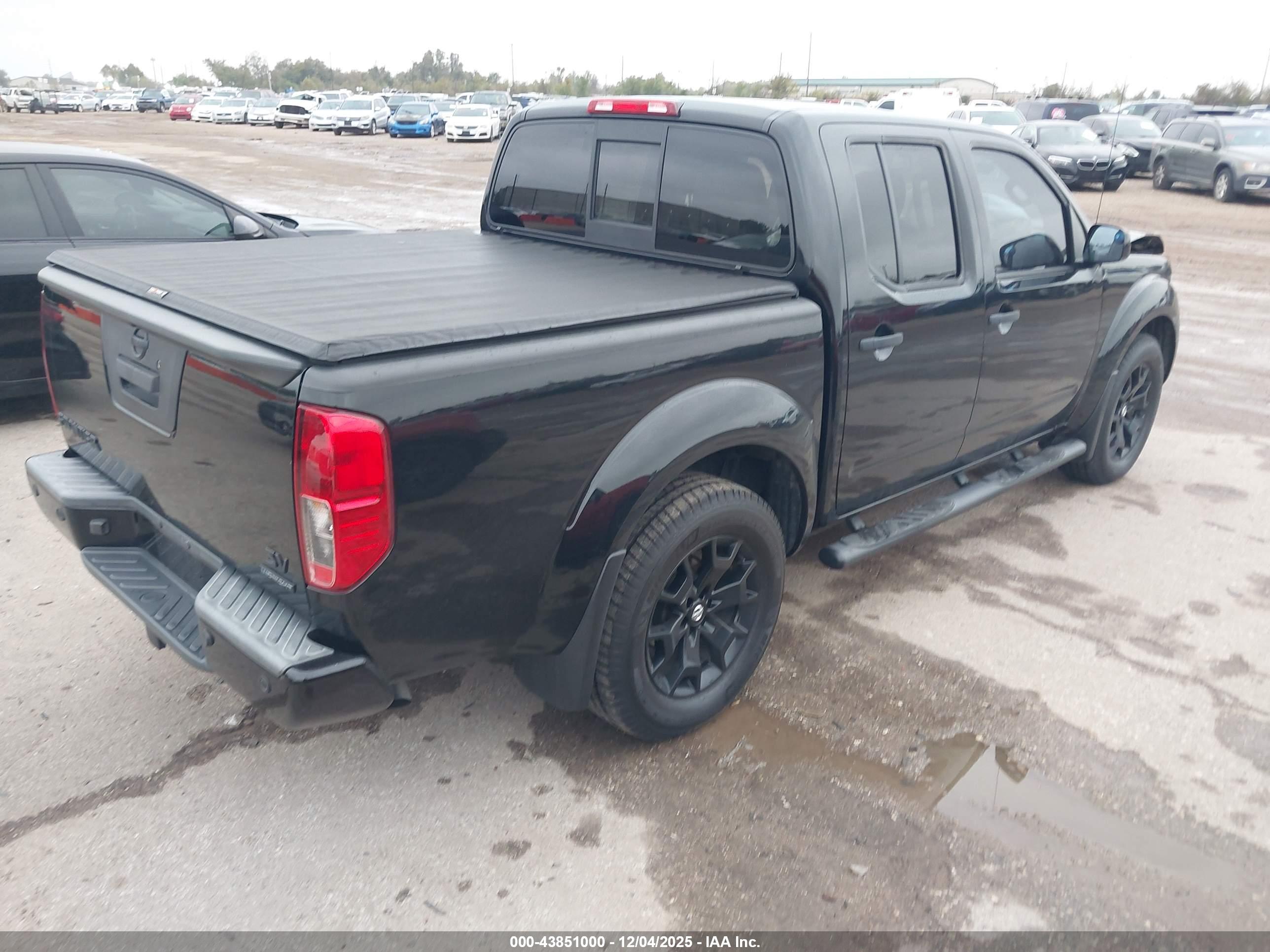 NISSAN FRONTIER image 4