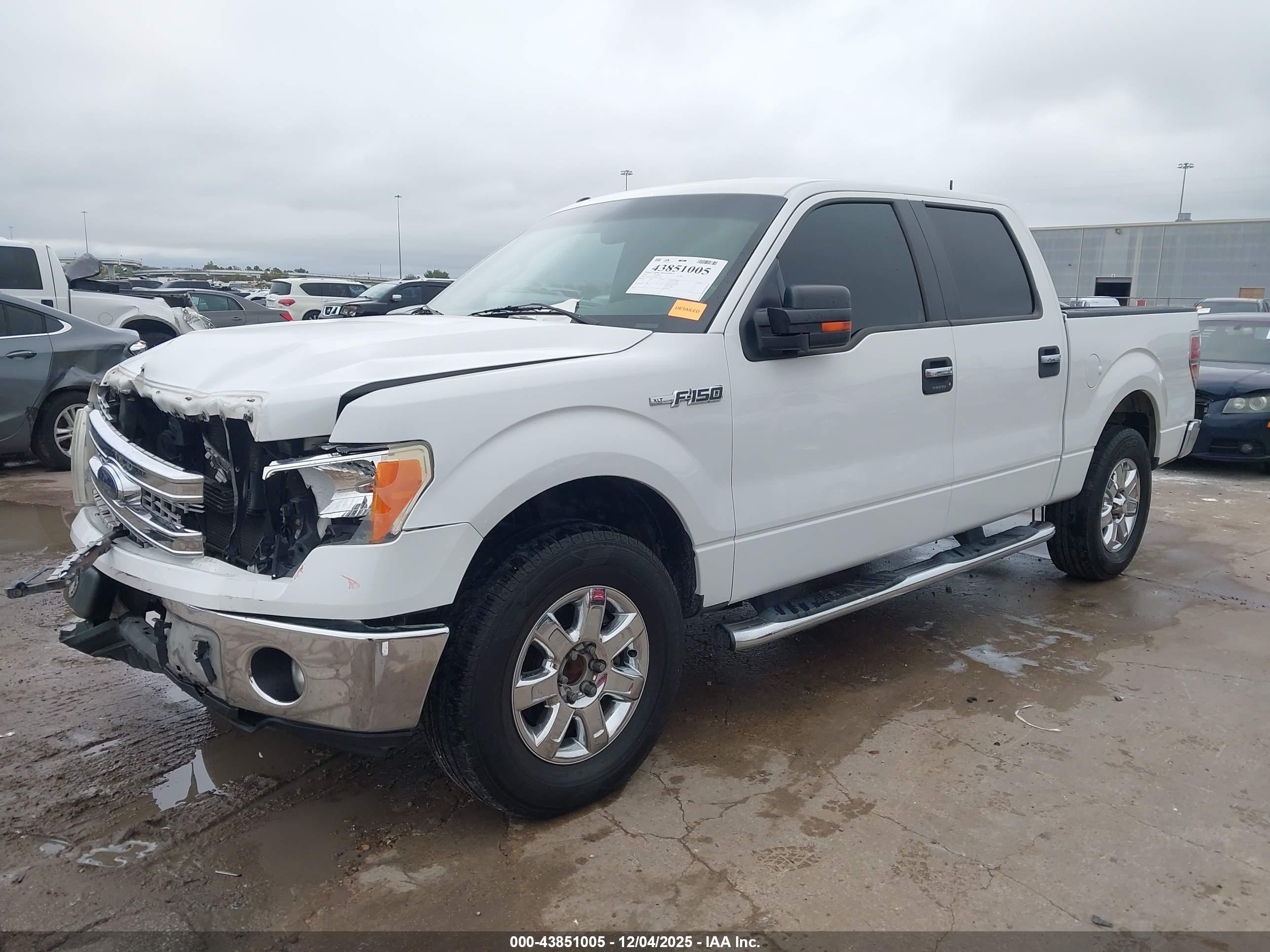 FORD F-150 image 2