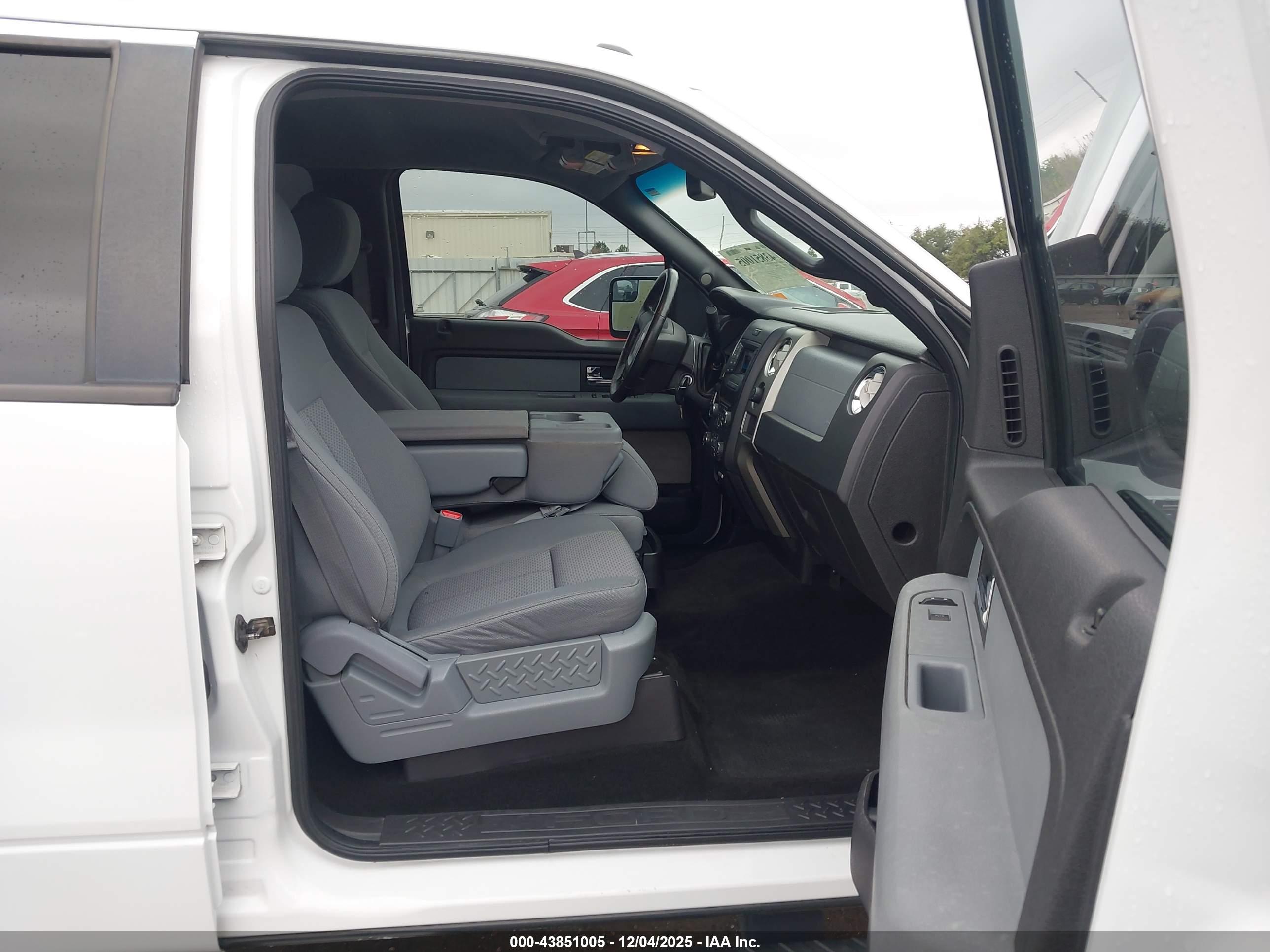 FORD F-150 image 5