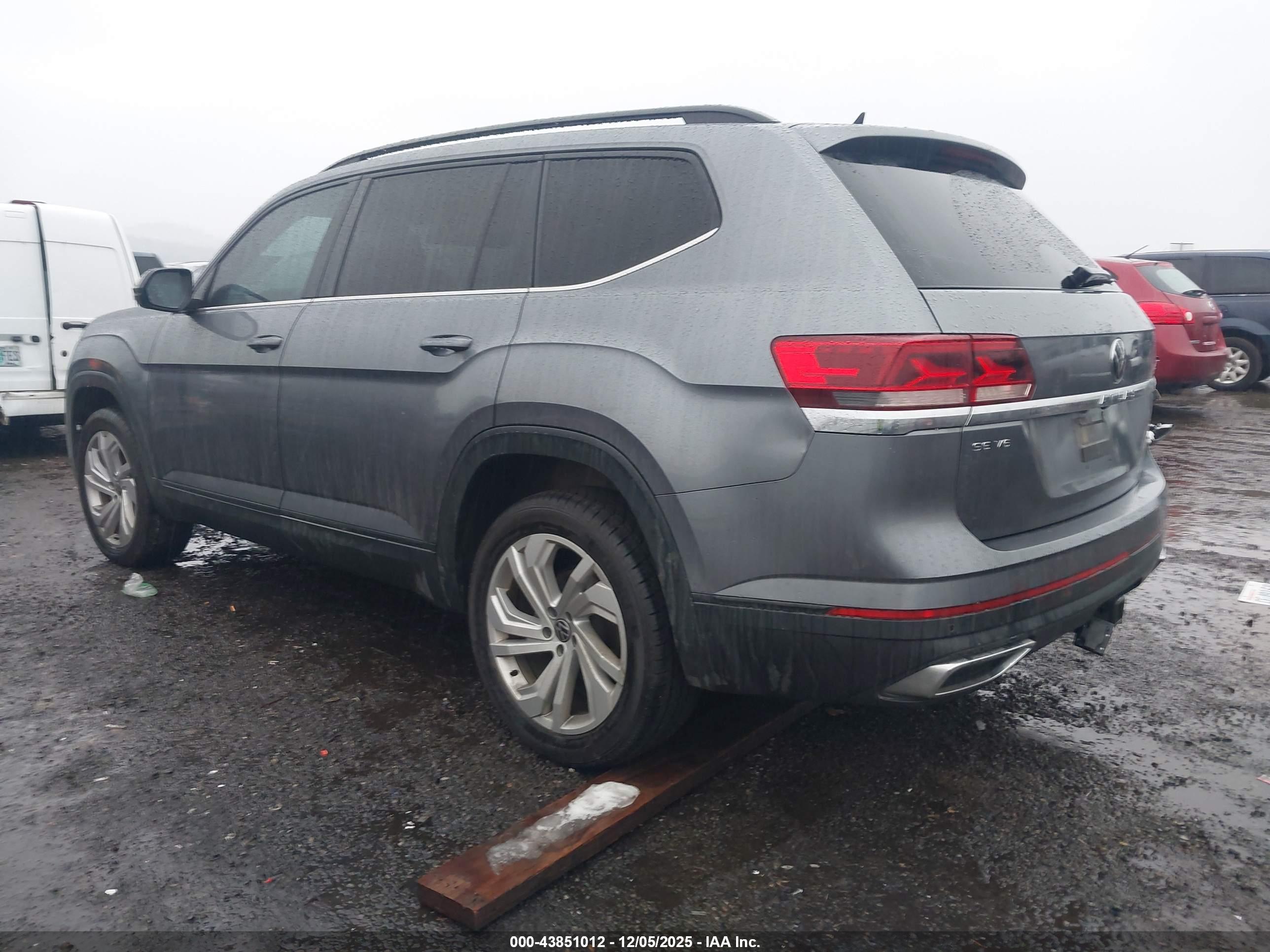 VOLKSWAGEN ATLAS image 3