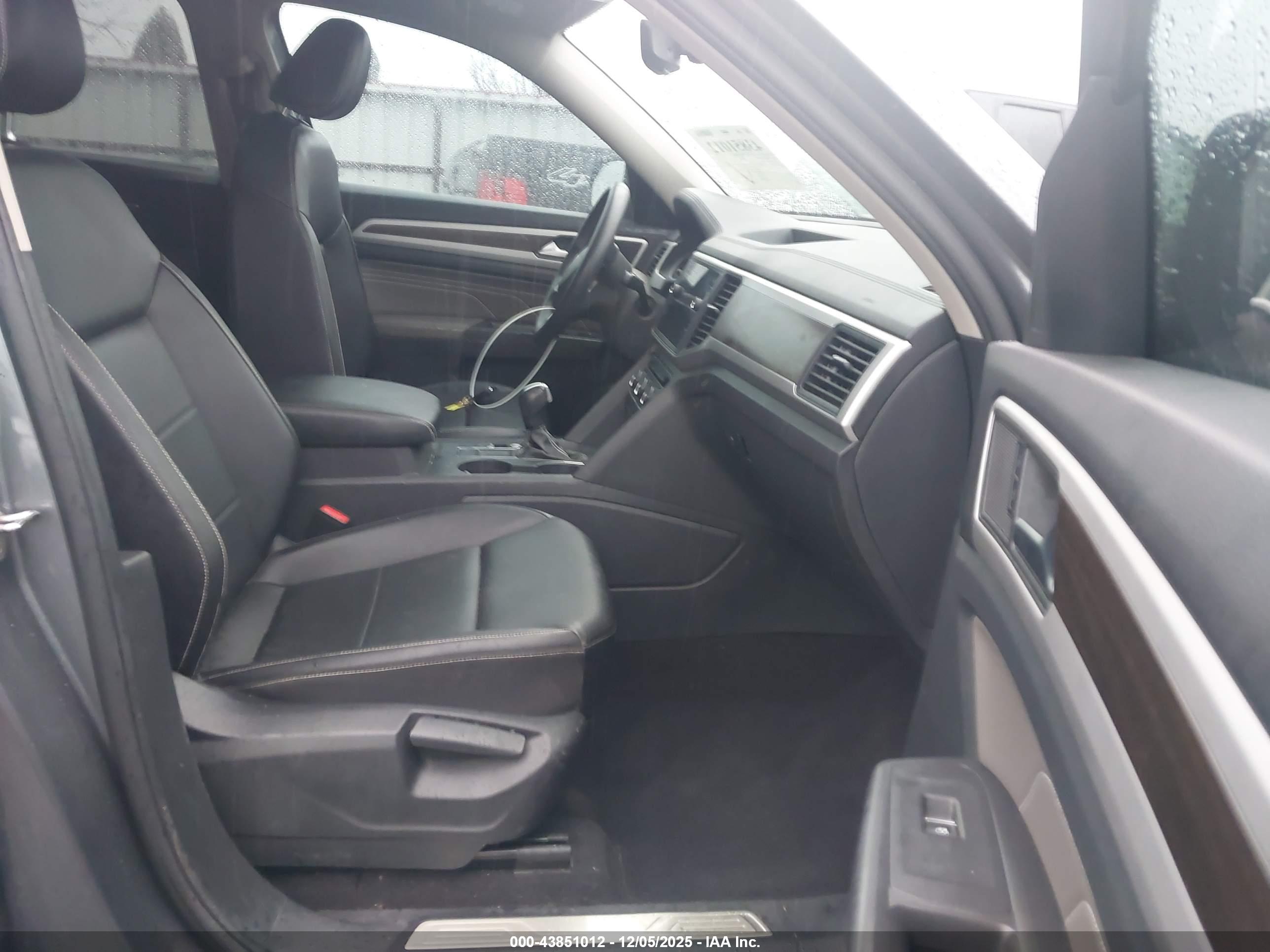VOLKSWAGEN ATLAS image 5