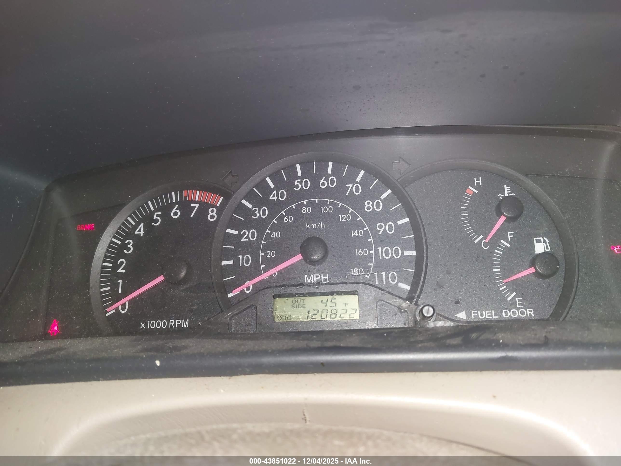 TOYOTA COROLLA image 7