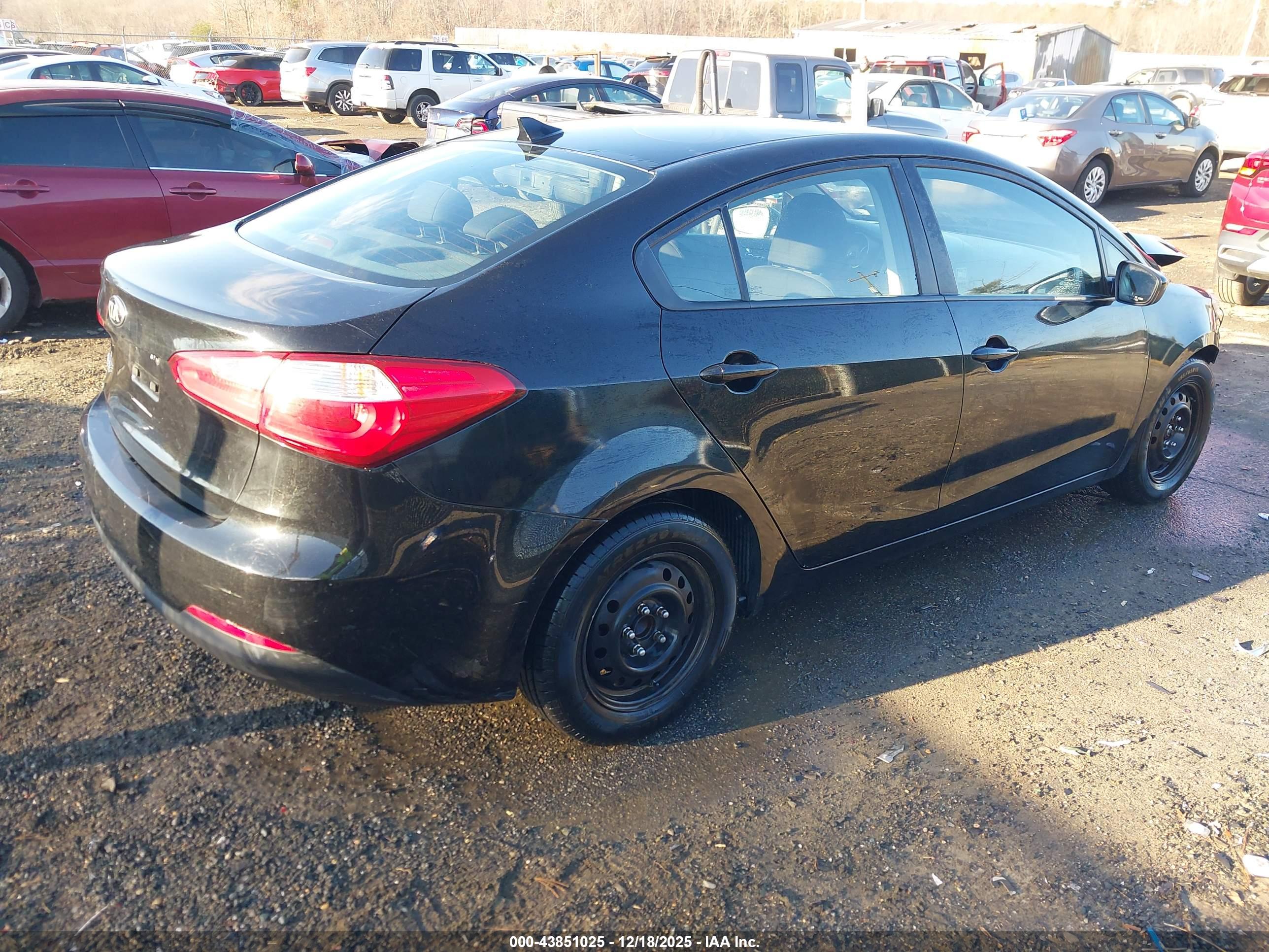 KIA FORTE image 4
