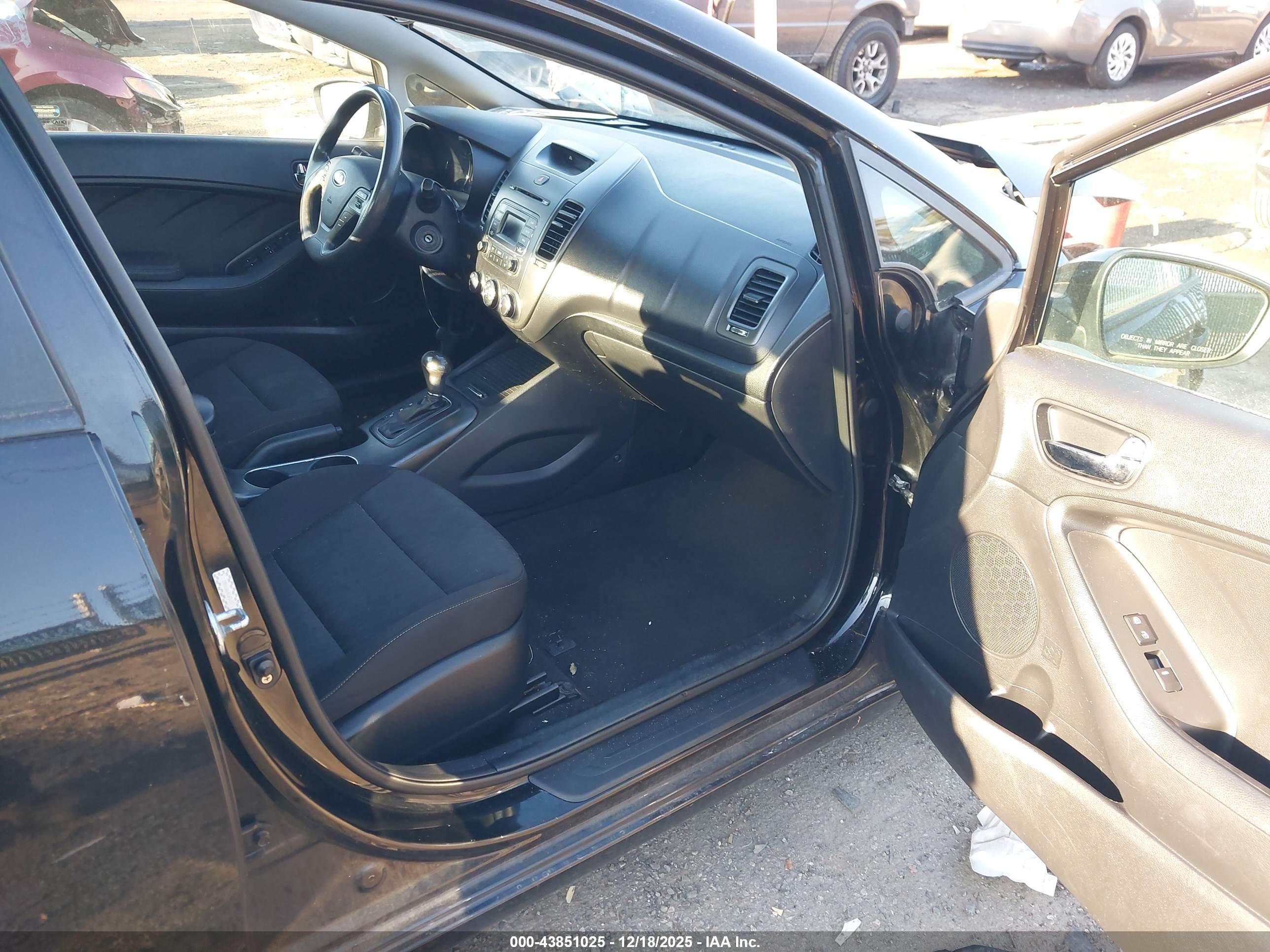 KIA FORTE image 5