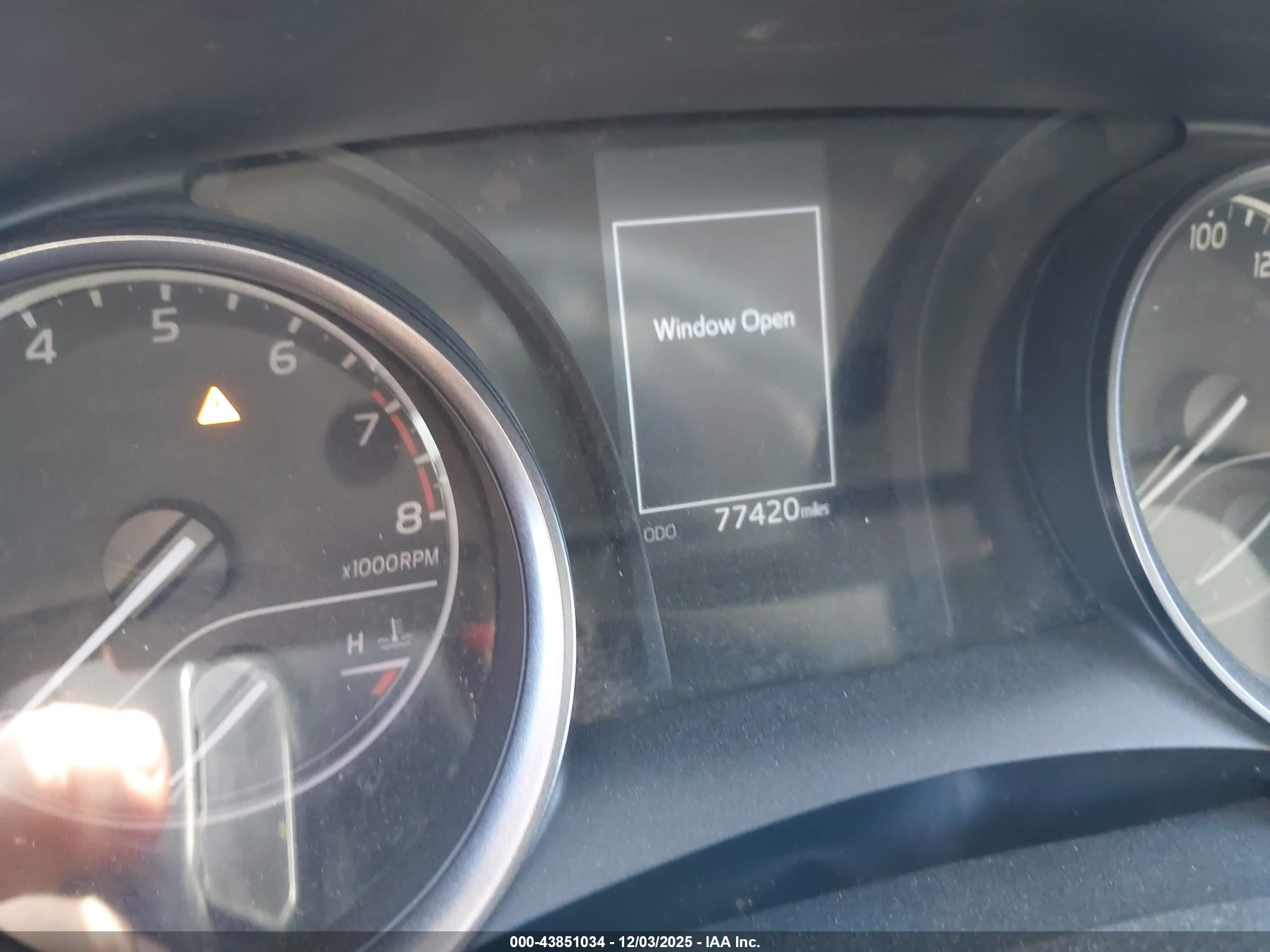 TOYOTA CAMRY image 7