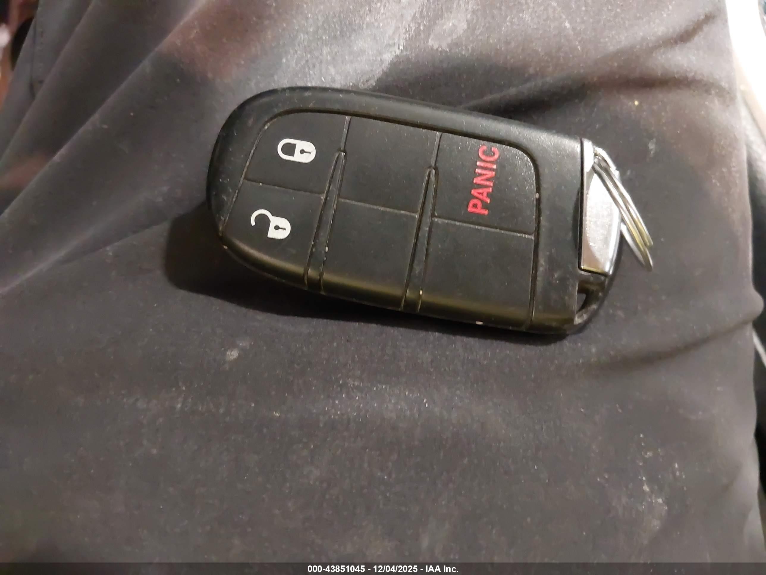 JEEP GRAND image 11
