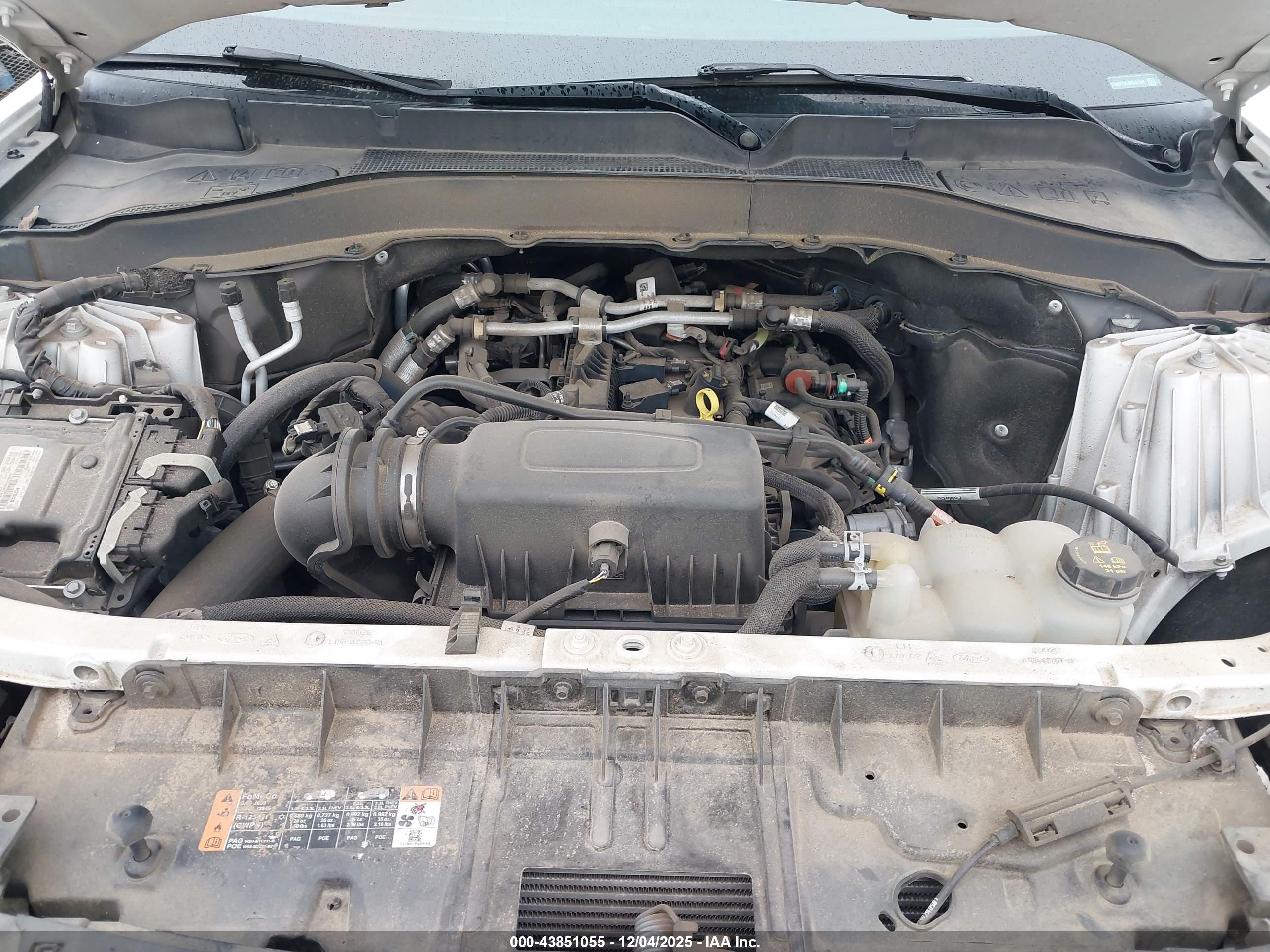 FORD EXPLORER image 10