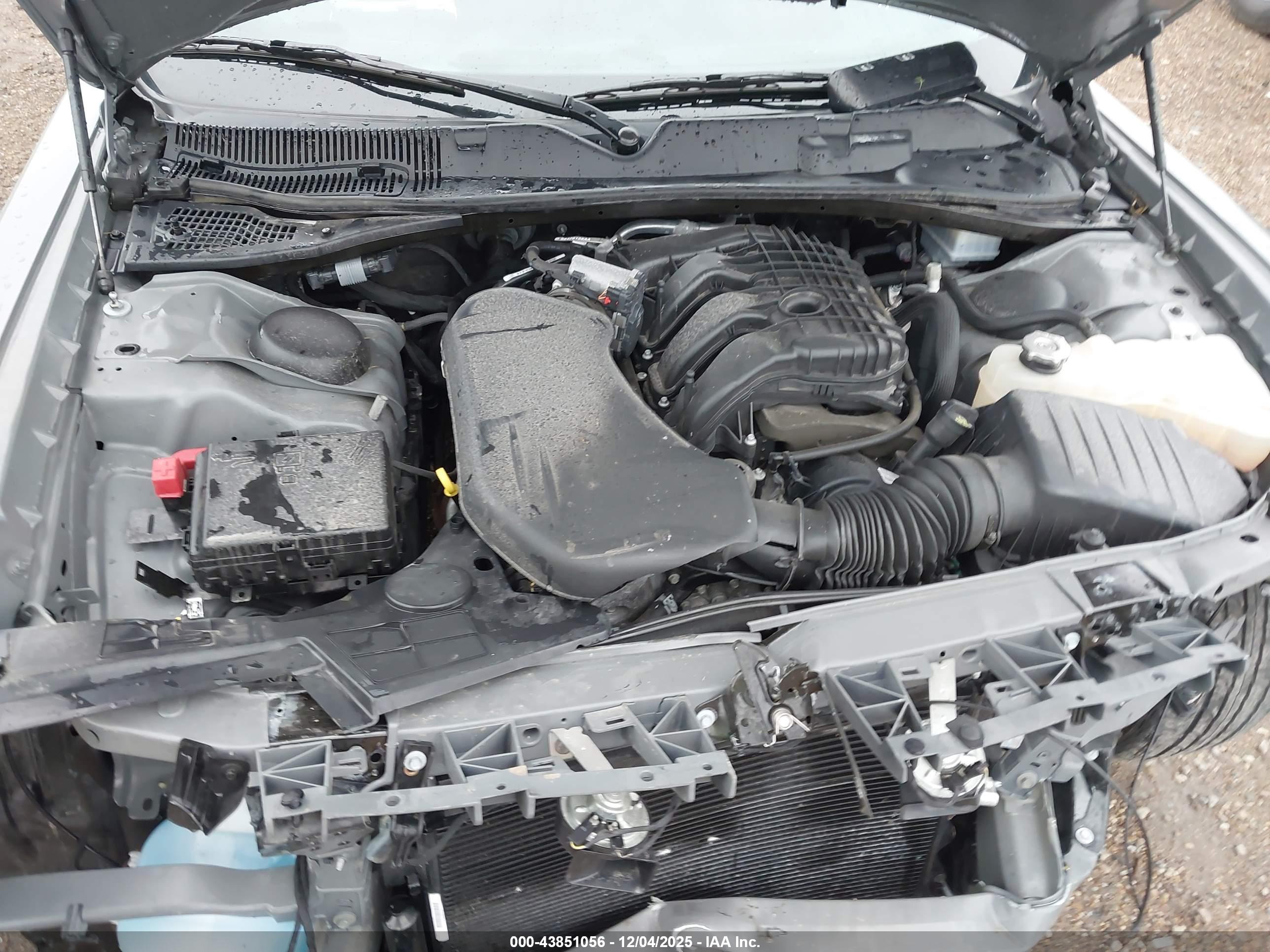 DODGE CHALLENGER image 10