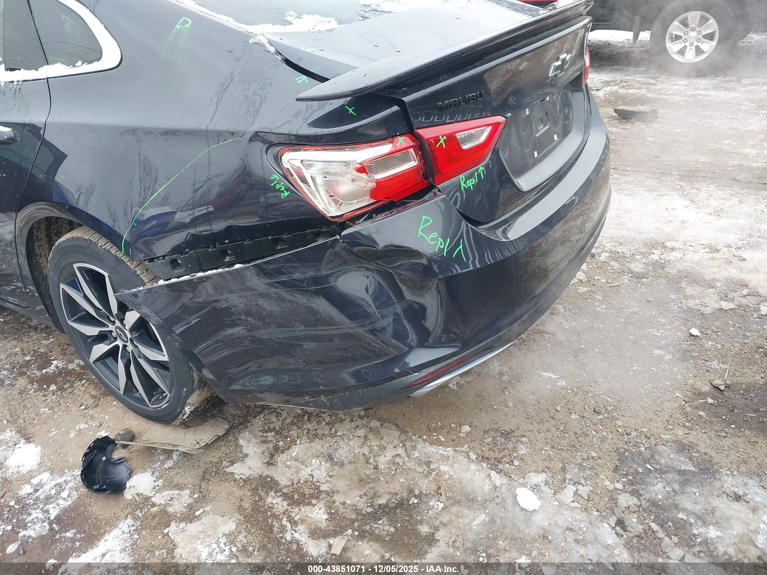 CHEVROLET MALIBU image 6