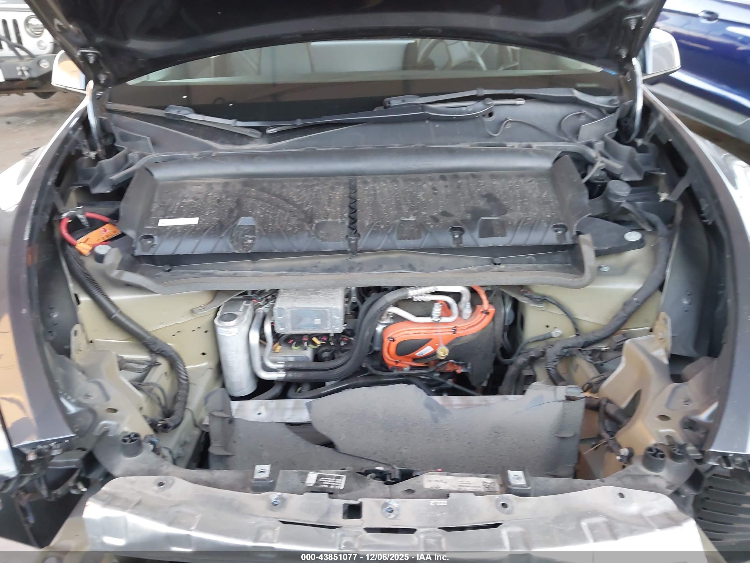 TESLA MODEL image 10