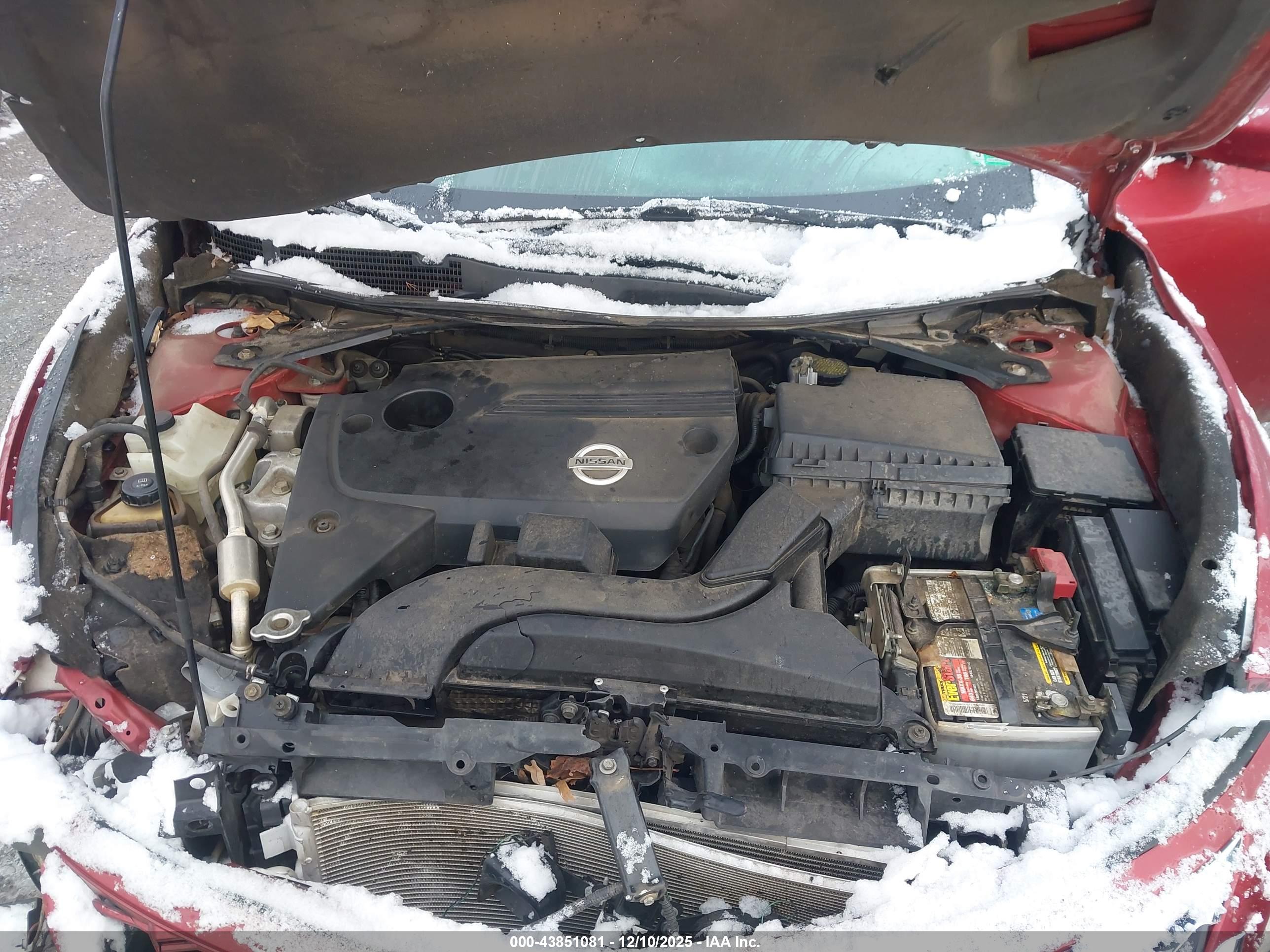 NISSAN ALTIMA image 10