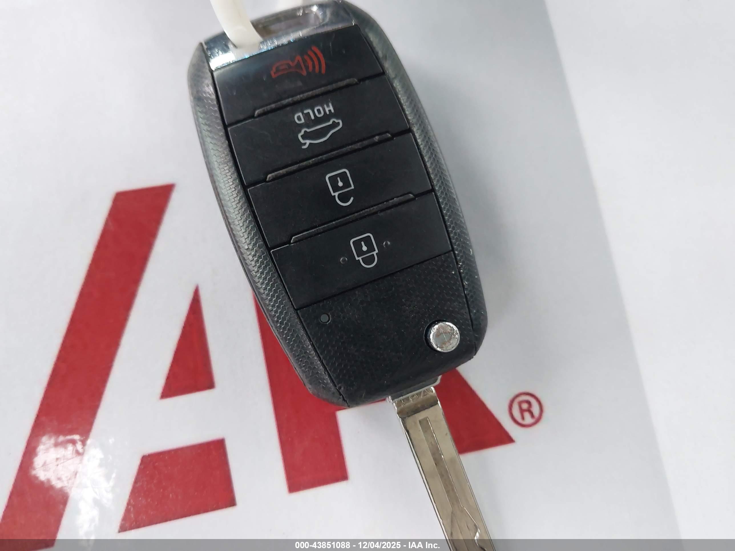 KIA OPTIMA image 11