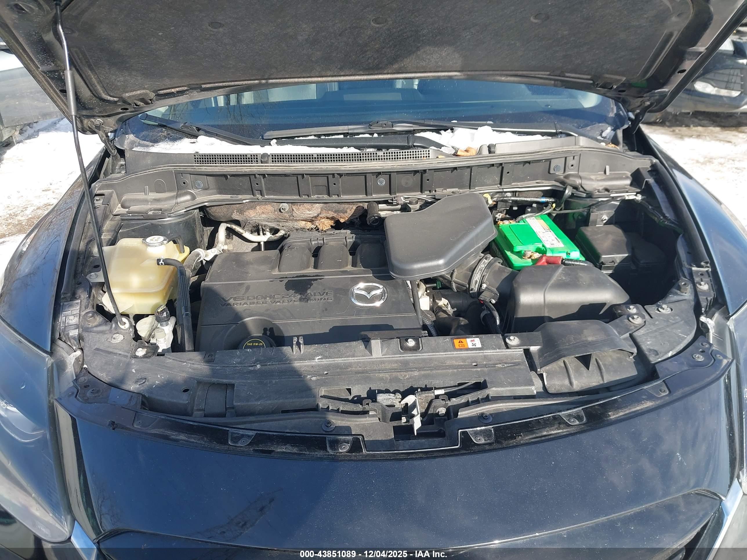 MAZDA CX-9 image 10