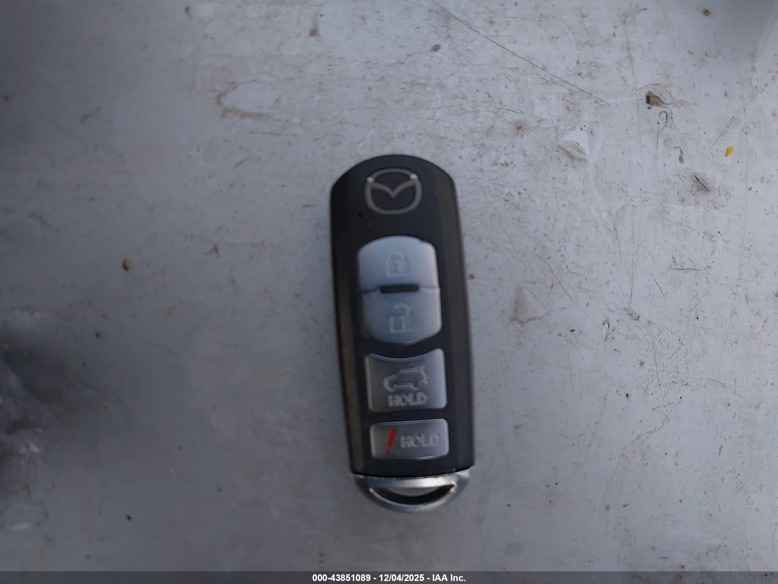 MAZDA CX-9 image 11