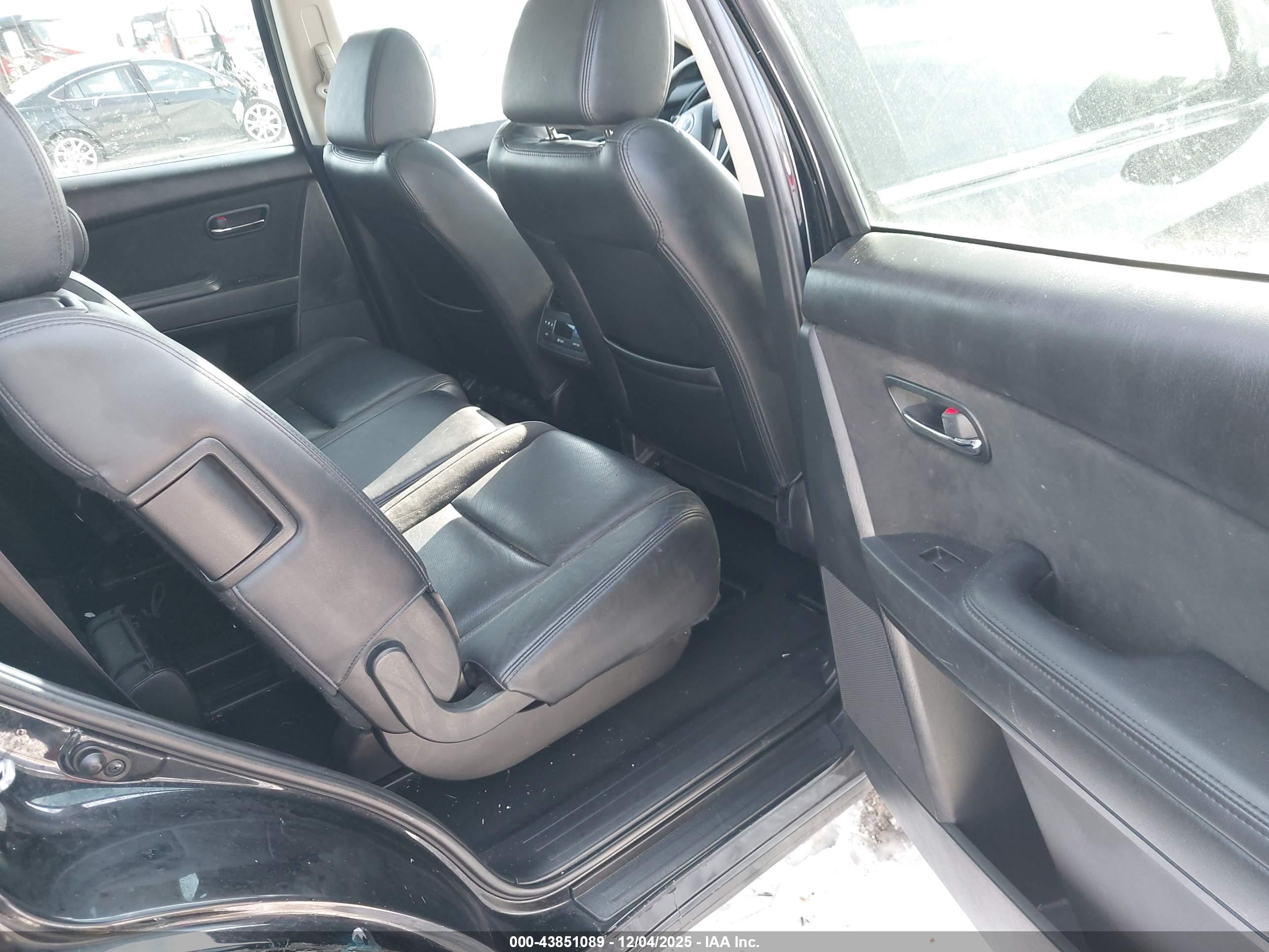 MAZDA CX-9 image 8