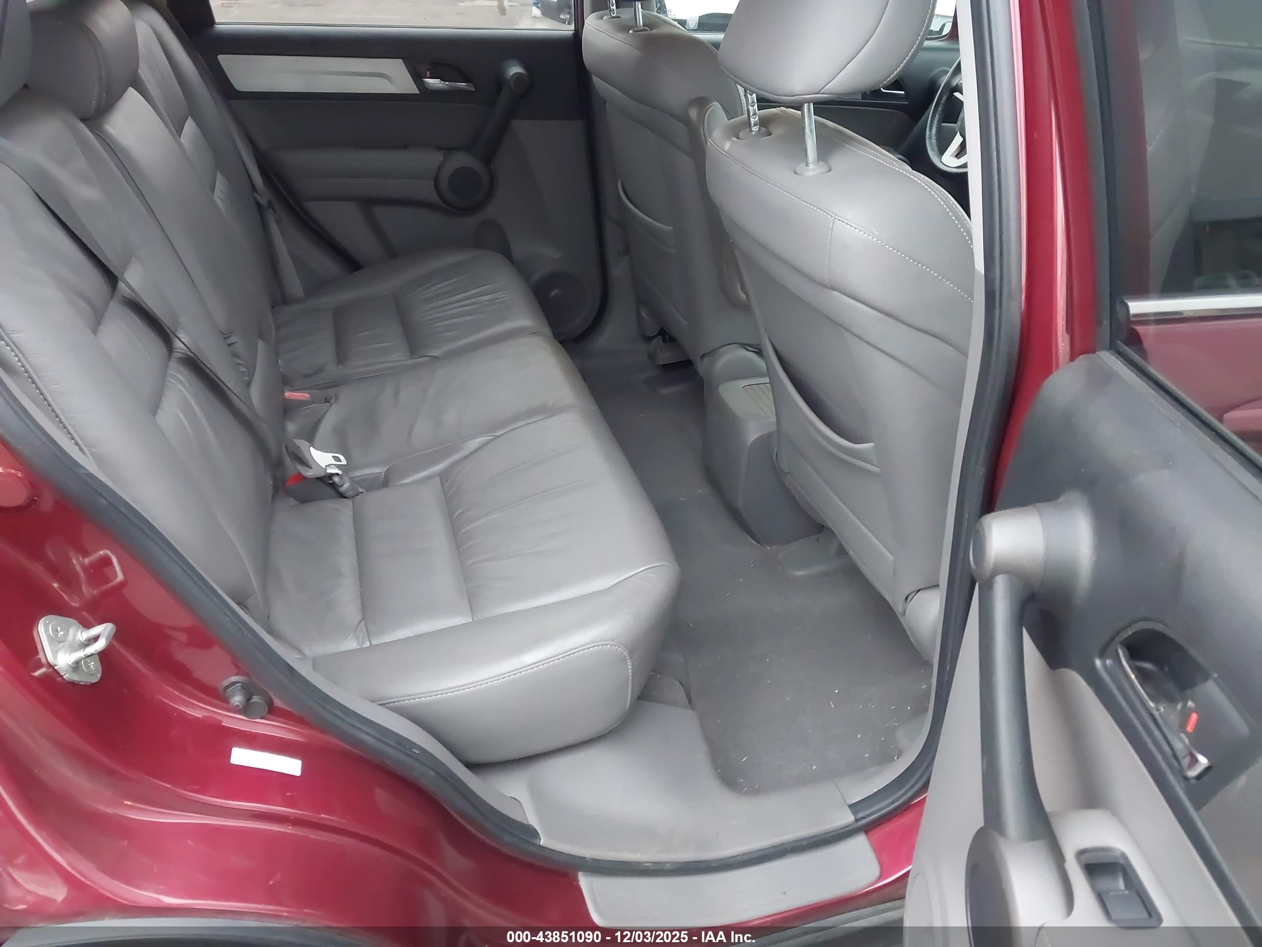 HONDA CR-V image 8