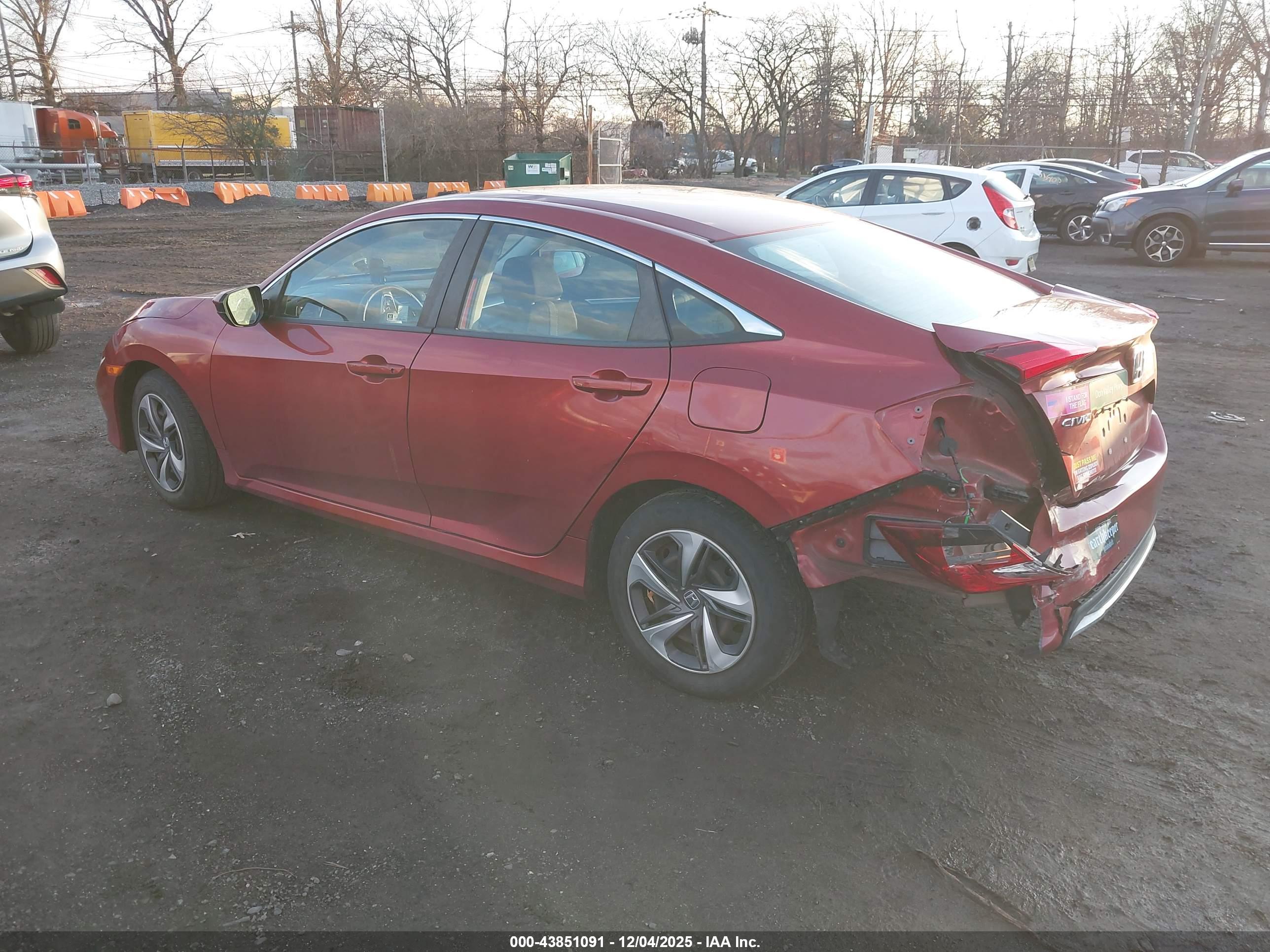 HONDA CIVIC image 3